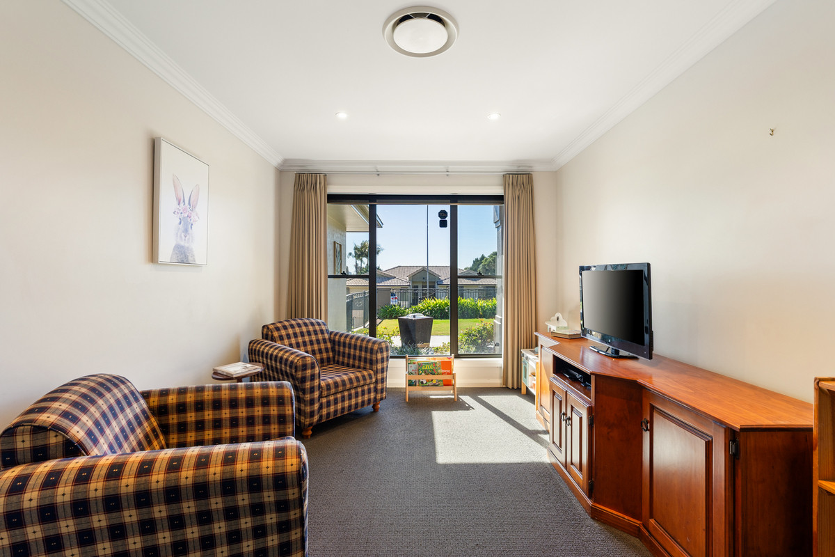 14 CURRAWONG STREET, Rangeville QLD 4350 - Image 6