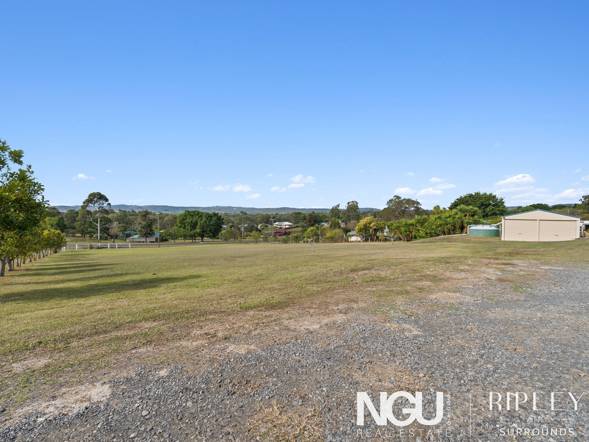3-bedroom house at 153 Lakes Drive, Laidley Heights, QLD 4341, Lockyer Valley, Queensland