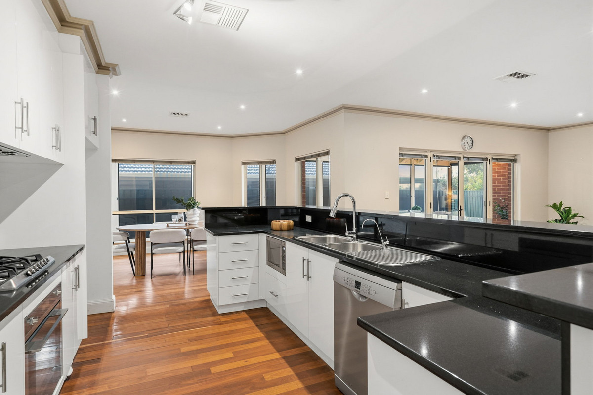 69 ALEXANDER AVENUE, Campbelltown SA 5074 - Image 6