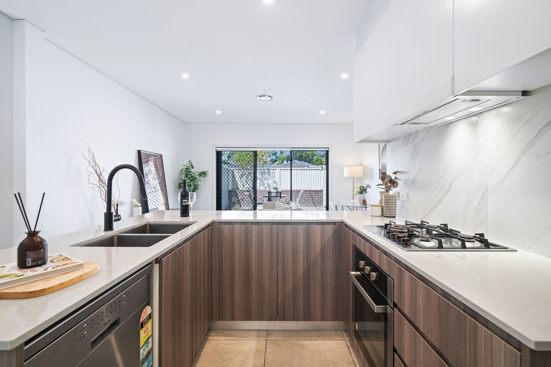 2/20-22 Balanada Avenue, Chipping Norton, NSW 2170 - Image 5