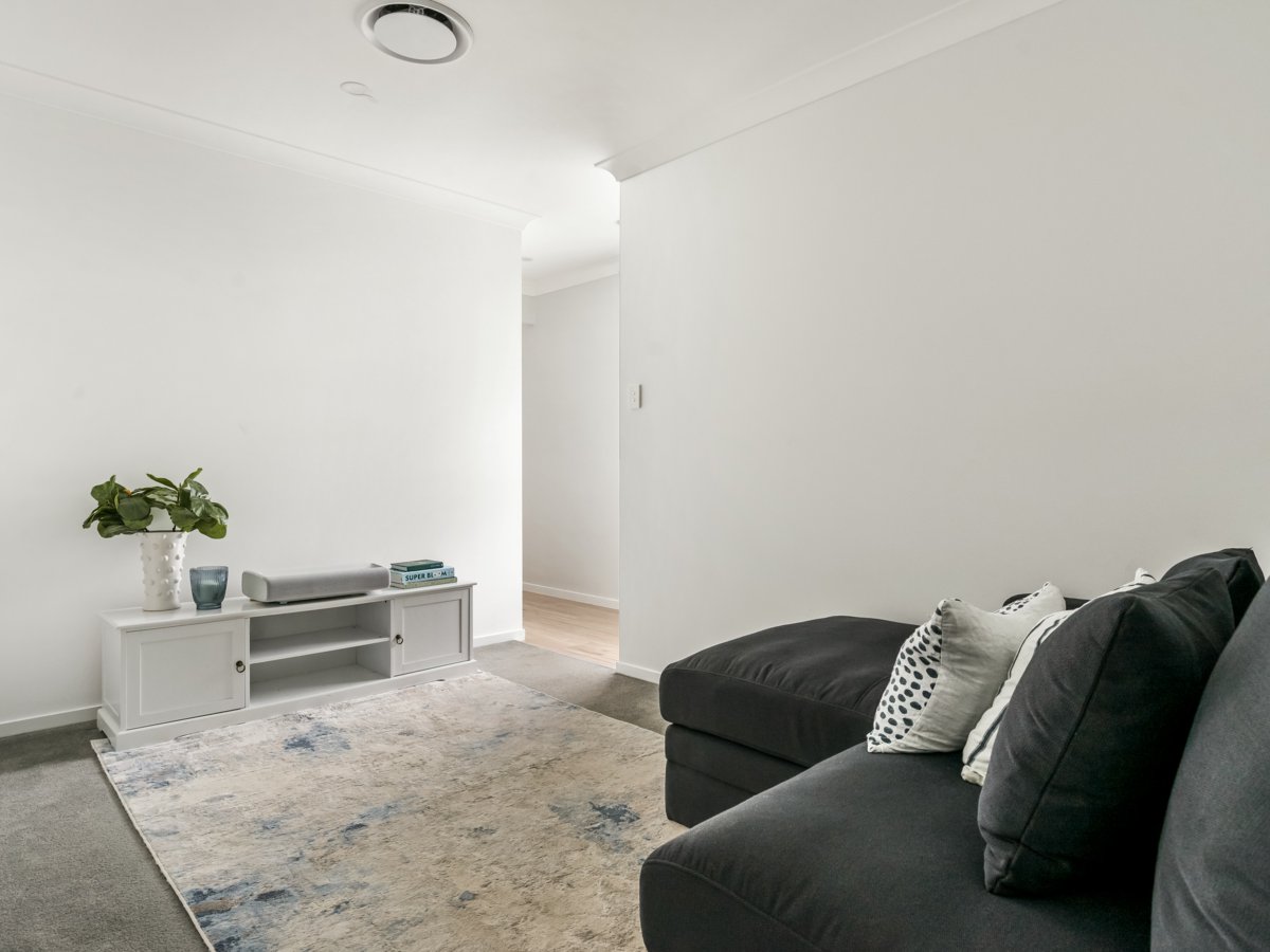 4-bedroom house at 27 Richmond Street, Corinda, QLD 4075, Brisbane, Queensland