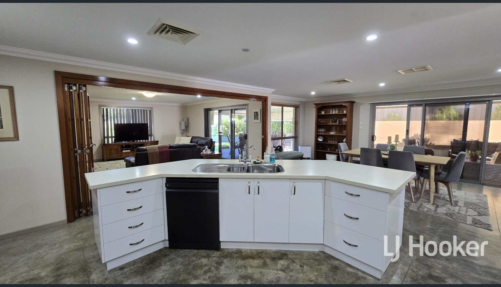 15 COOLIBAH DRIVE, Inverell NSW 2360 - Image 5