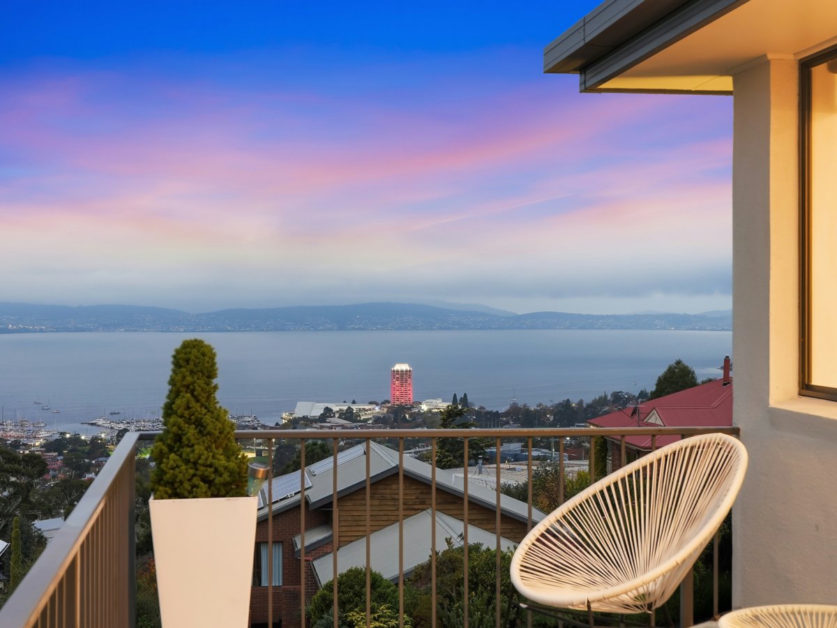 4-bedroom house at 3 CAROLINE STREET, Dynnyrne TAS 7005, Hobart, Tasmania