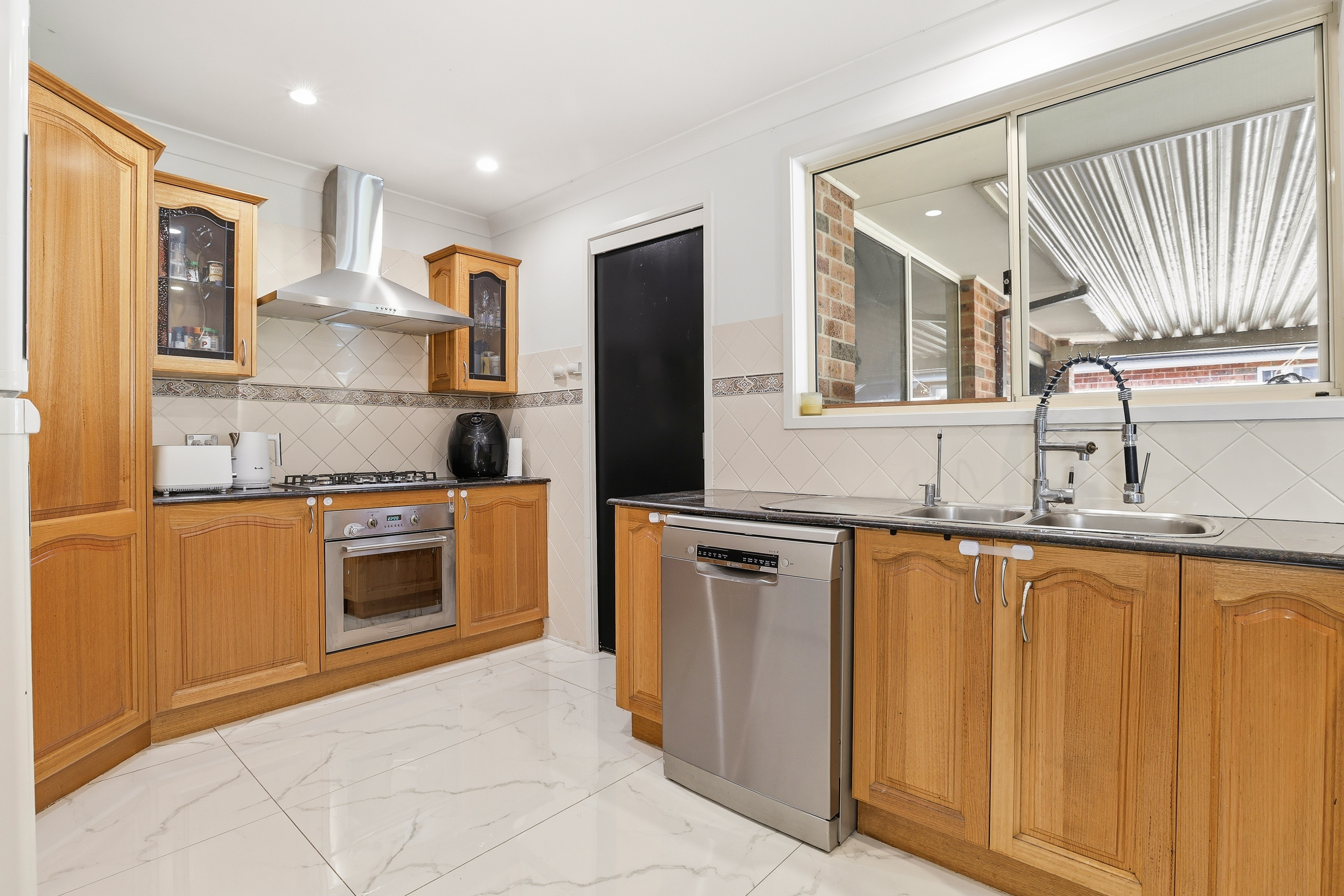 21 WREN TERRACE, Plumpton NSW 2761 - Image 2