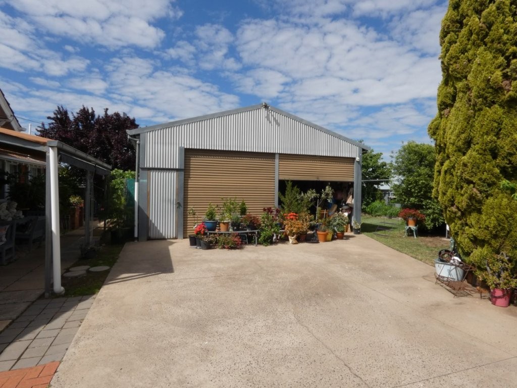 4-bedroom house at 214 Scott Street, Warracknabeal, VIC 3393, Yarriambiack, Victoria