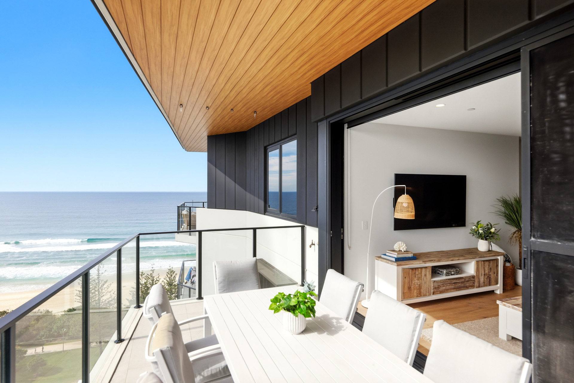 1602/6 Second Avenue, Burleigh Heads, Qld, 4220 - Image 2