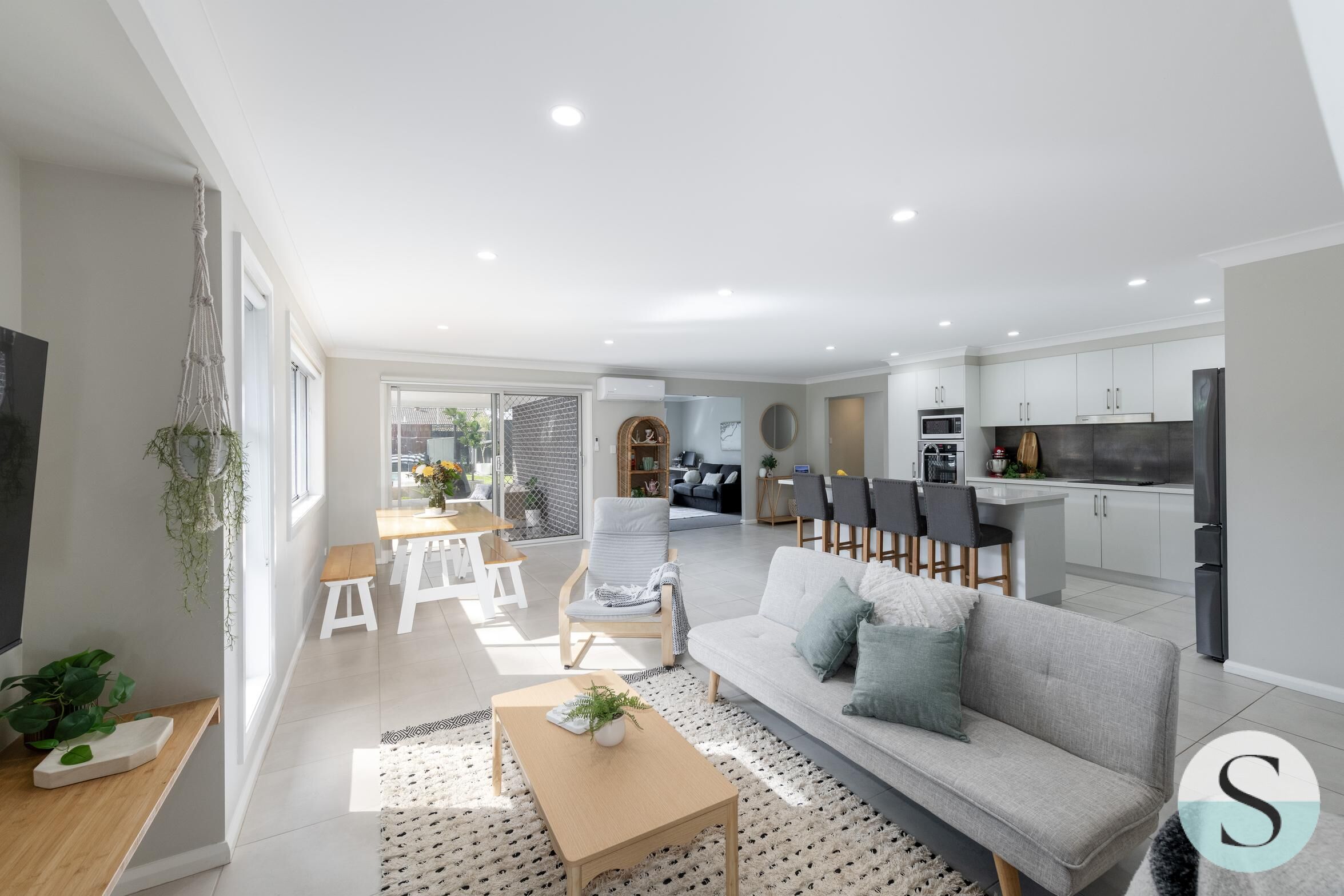 5-bedroom house at 56 Leumeah Avenue, Chain Valley Bay, NSW 2259, Central Coast (Nsw), New South Wales