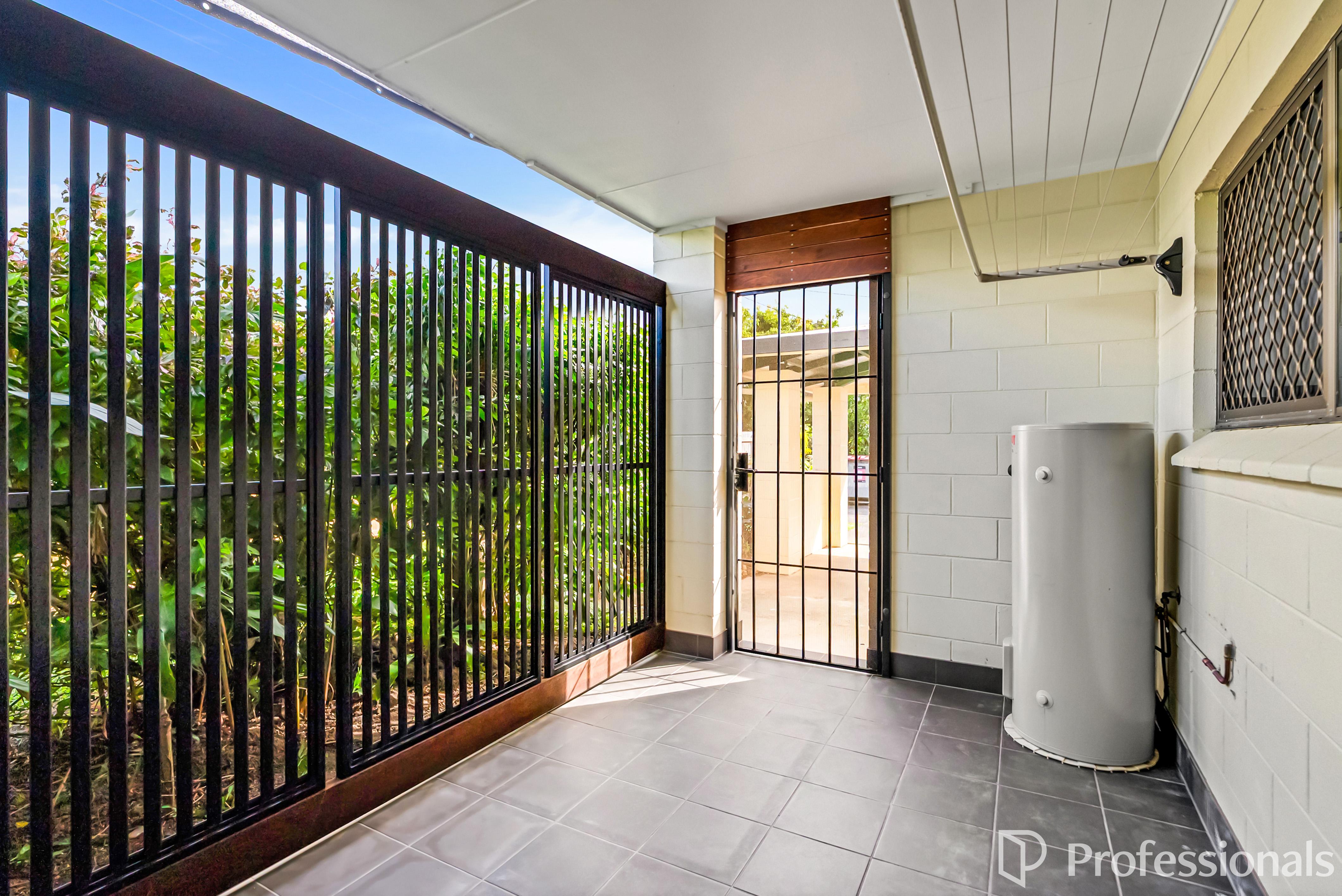 4 18 JENSEN STREET, MANOORA QLD 4870 - Image 10
