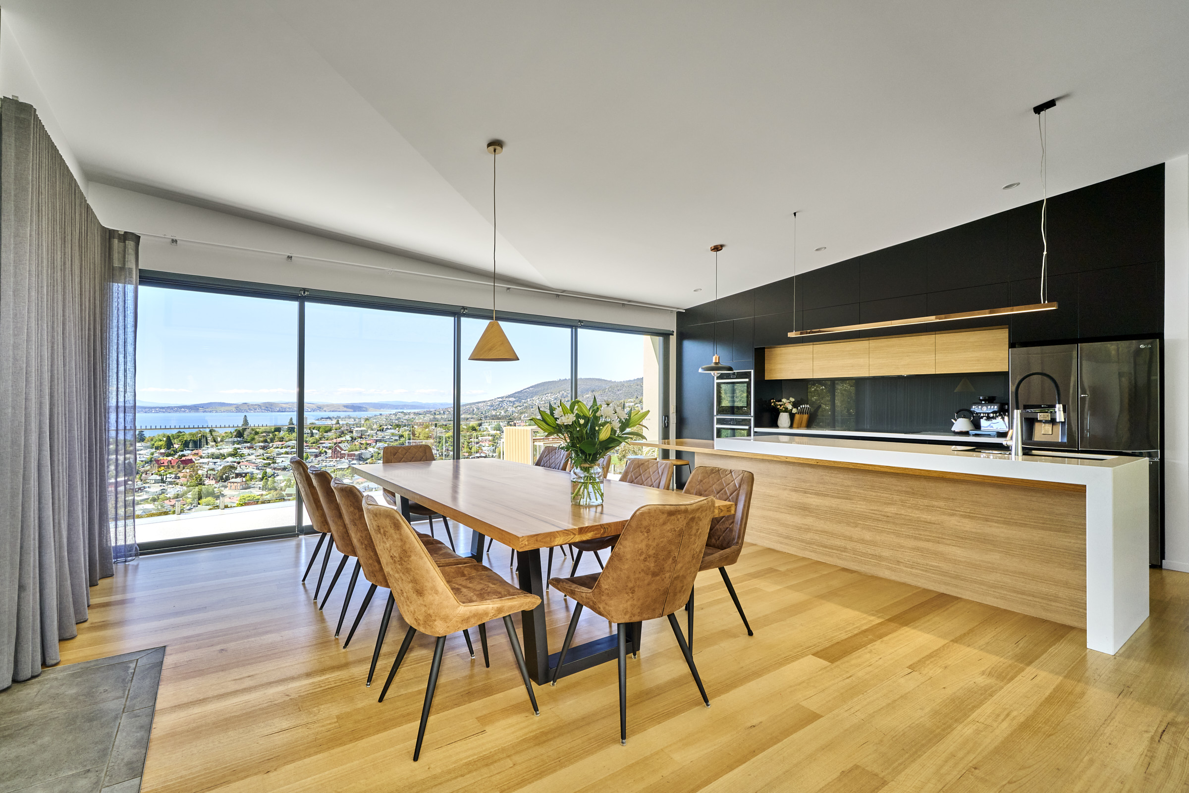 28 THELMA DRIVE, West Hobart TAS 7000 - Image 5