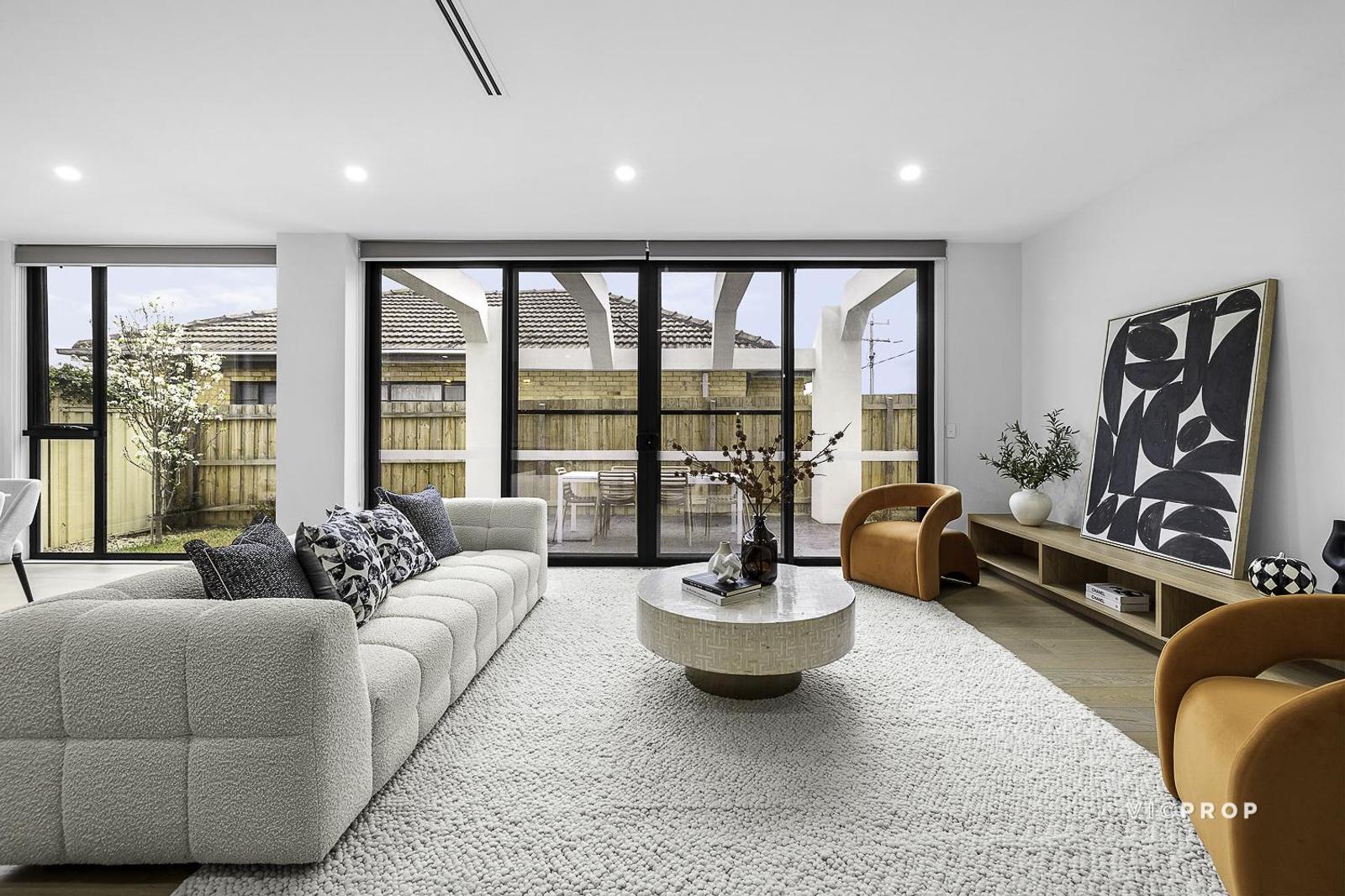 1 Normanby Road, Bentleigh East, VIC 3165 - Image 1
