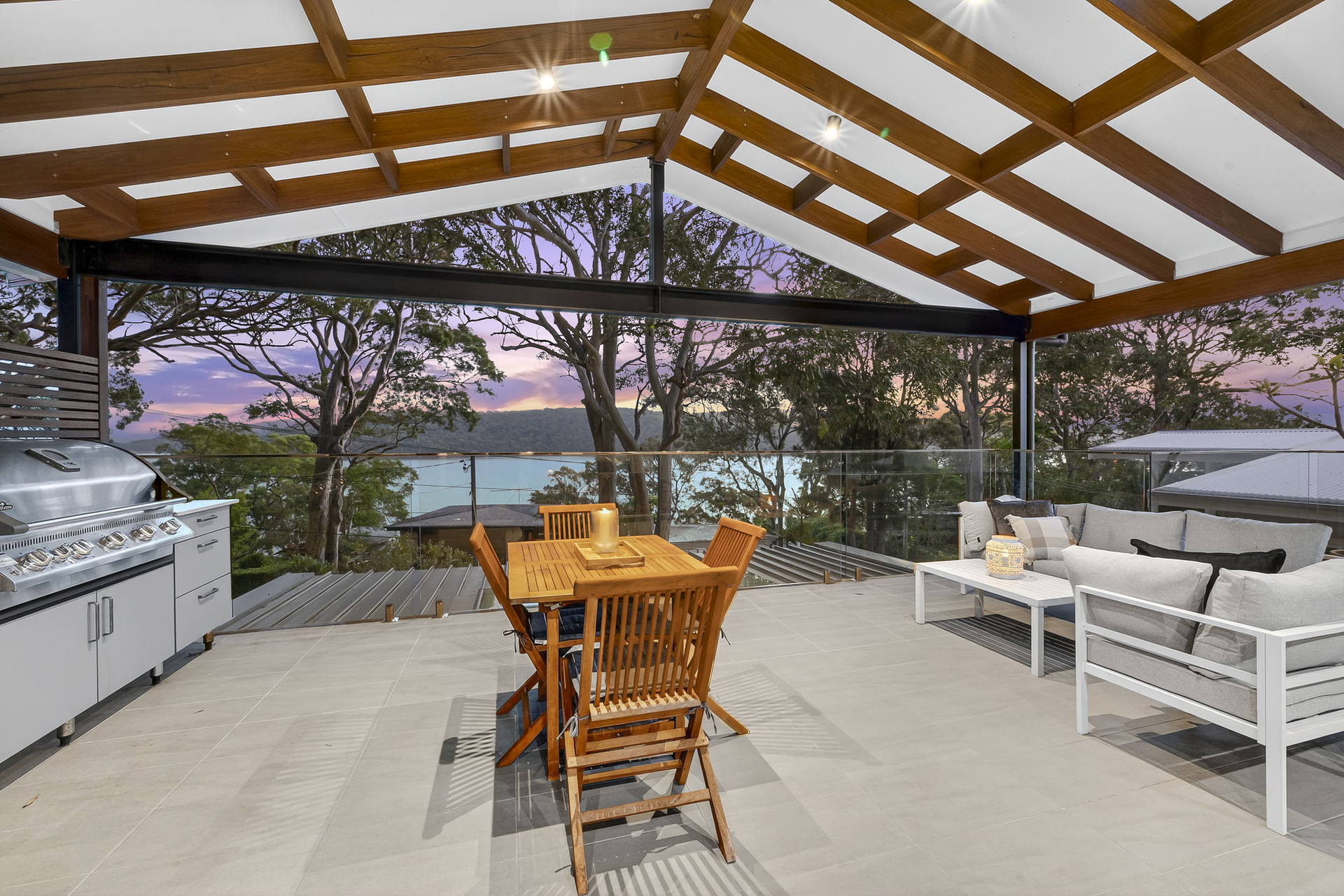 4-bedroom house at 190 RIVERVIEW ROAD, Avalon Beach NSW 2107, Northern Beaches, New South Wales