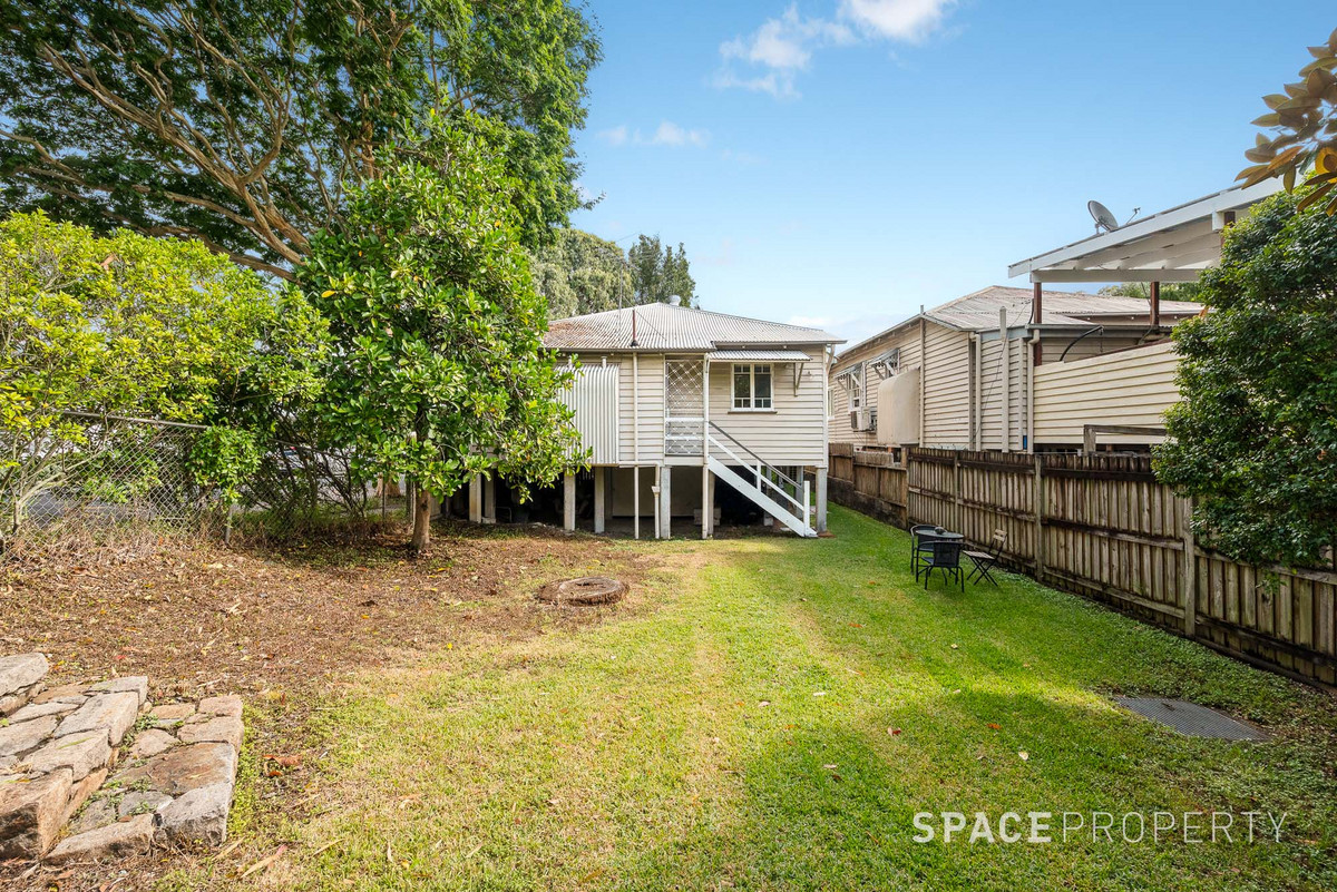 1 FERNBERG ROAD, Paddington QLD 4064 - Image 4