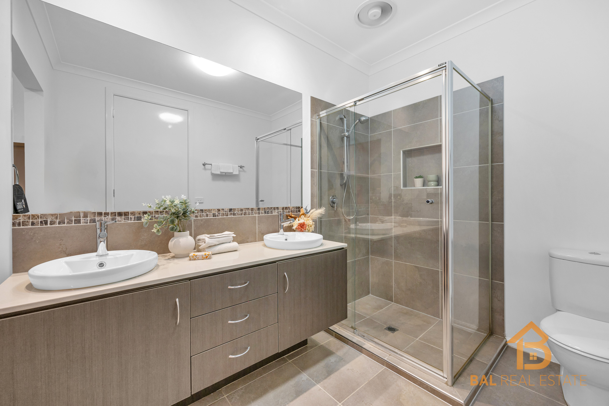 817 TARNEIT ROAD, Tarneit VIC 3029 - Image 6