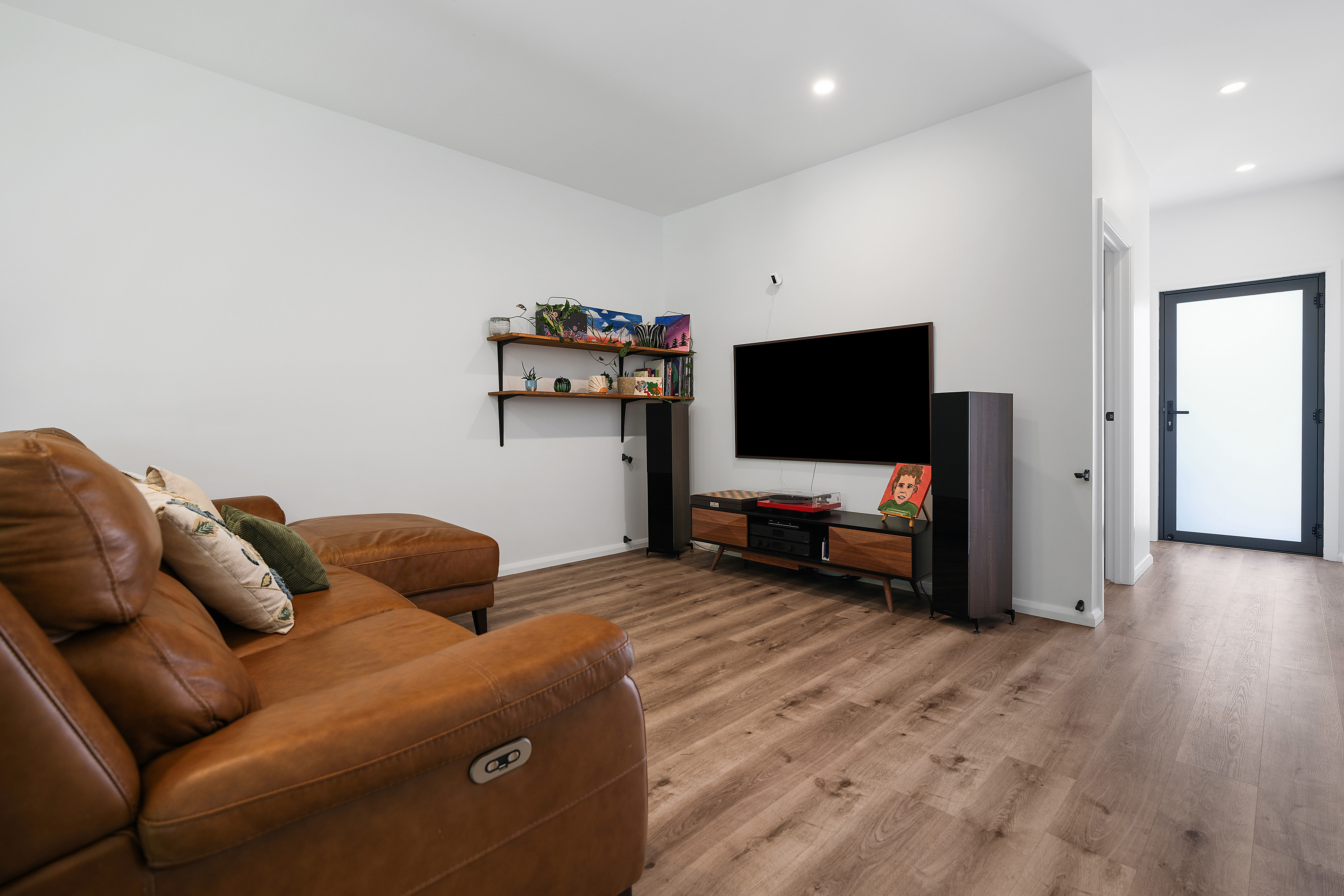 3-bedroom unit at 11 Figbird Retreat, Shortland, NSW 2307, Newcastle, New South Wales