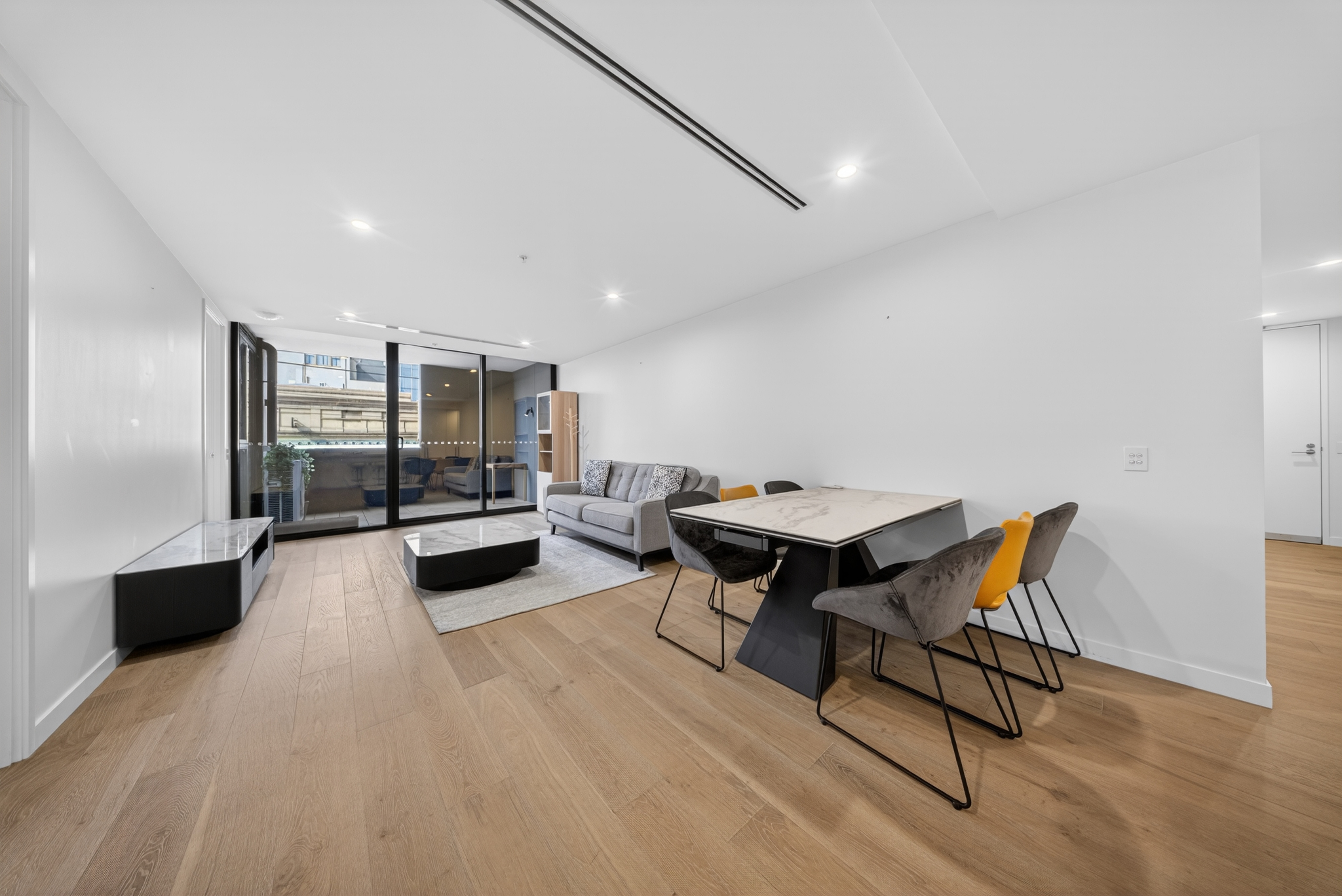 108 625 GLENFERRIE ROAD, HAWTHORN VIC 3122 - Image 2