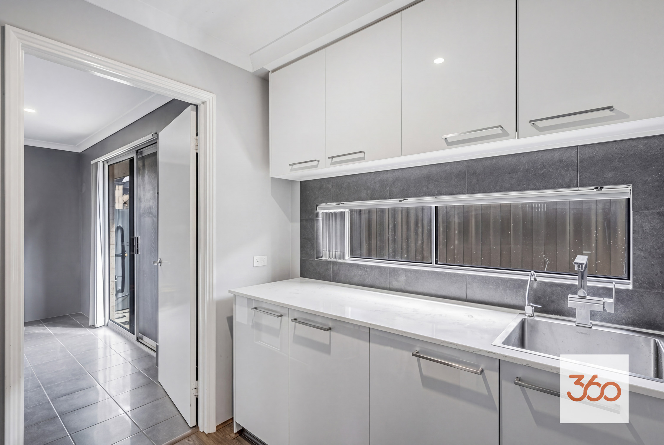 2 WRAYSBURY ROAD, Aveley WA 6069 - Image 7