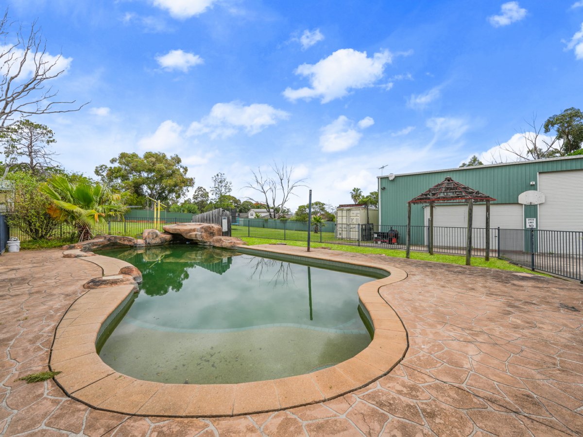 42 Eagleview Road, Minto, NSW 2566 - Image 6