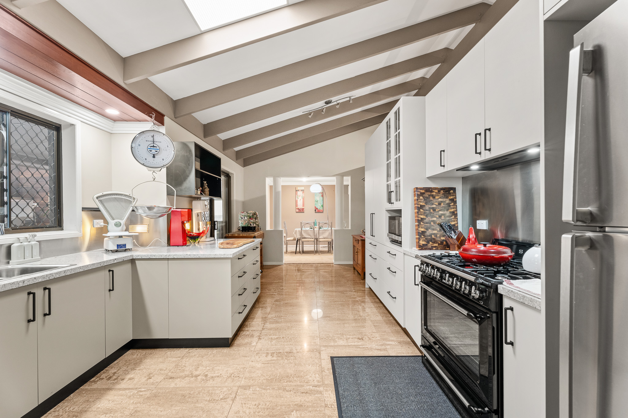69 NISSEN STREET, Urraween QLD 4655 - Image 8
