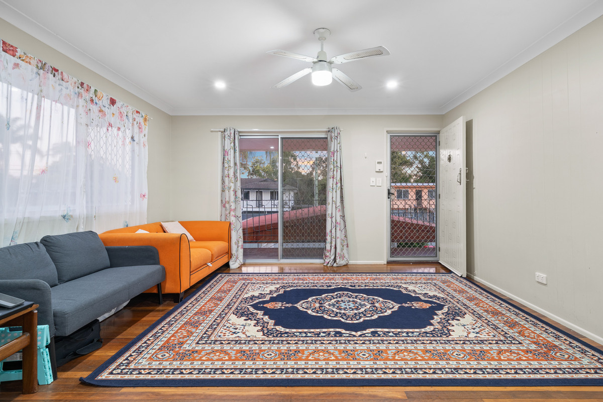 12 MAPLE STREET, Kingston QLD 4114 - Image 6