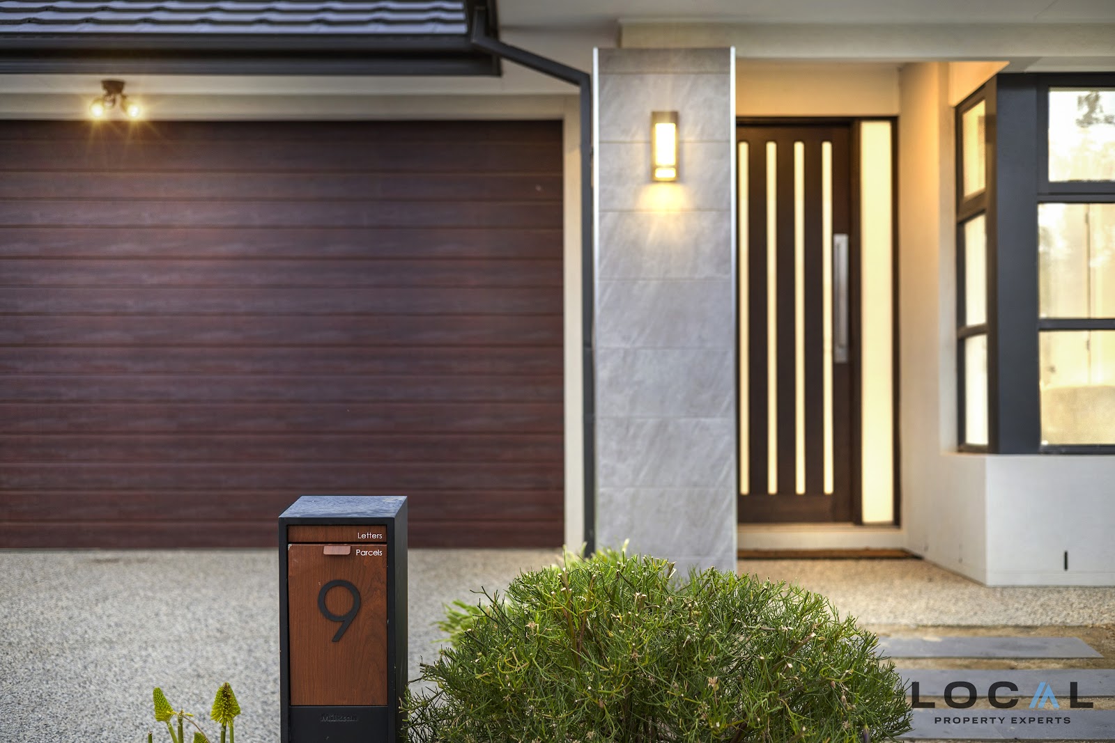 9 Eskdale Street, Werribee, VIC 3030 - Image 2