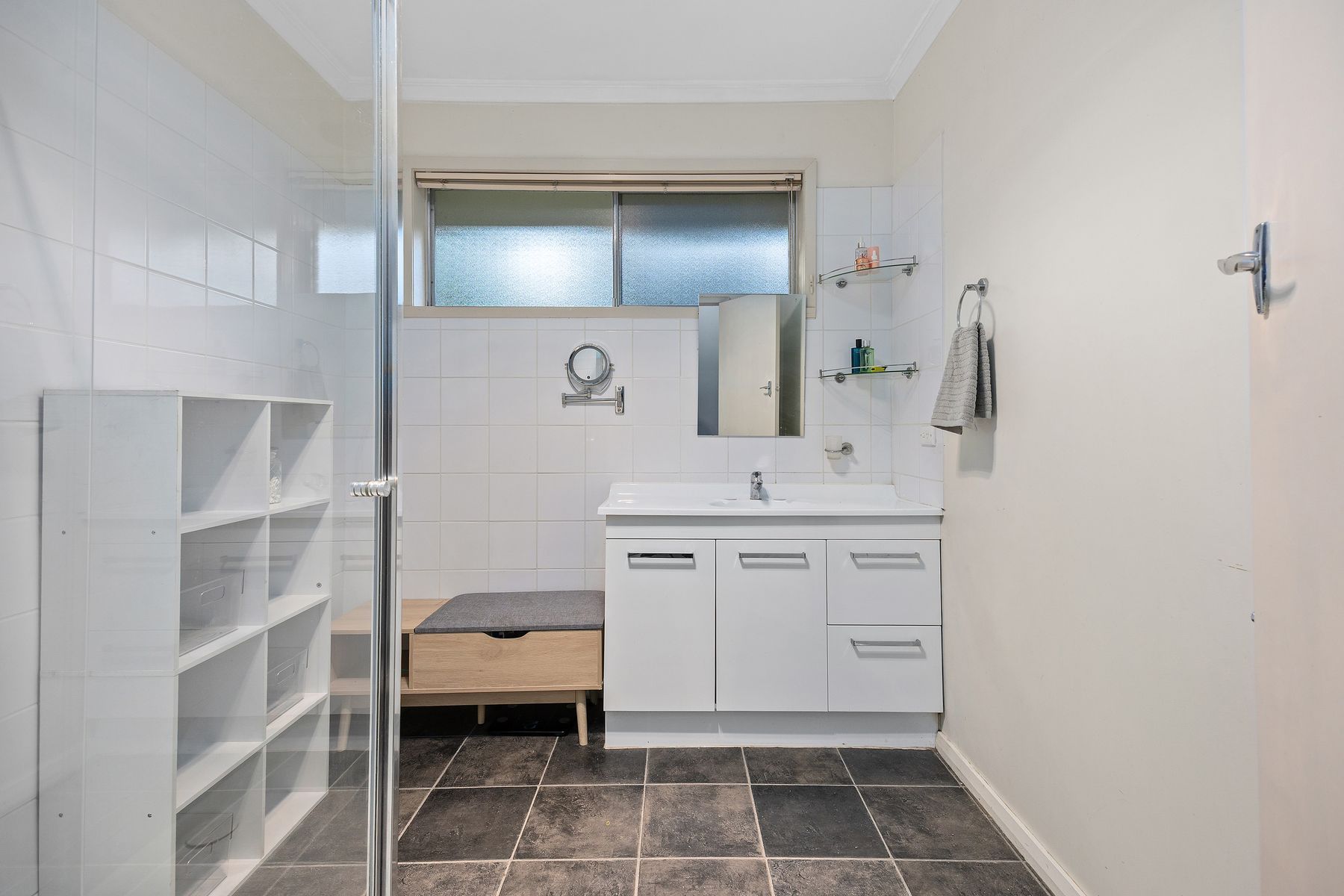 10 MILTON AVENUE, Spring Gully VIC 3550 - Image 6