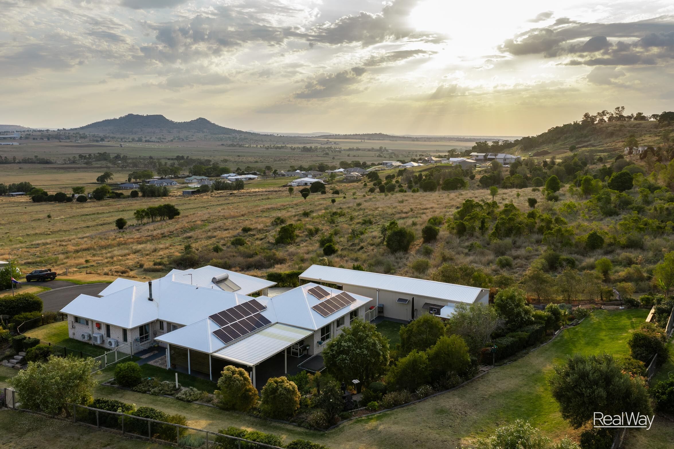 6-bedroom house at 13 Panorama Crescent, Gowrie Junction, QLD 4352, Toowoomba, Queensland