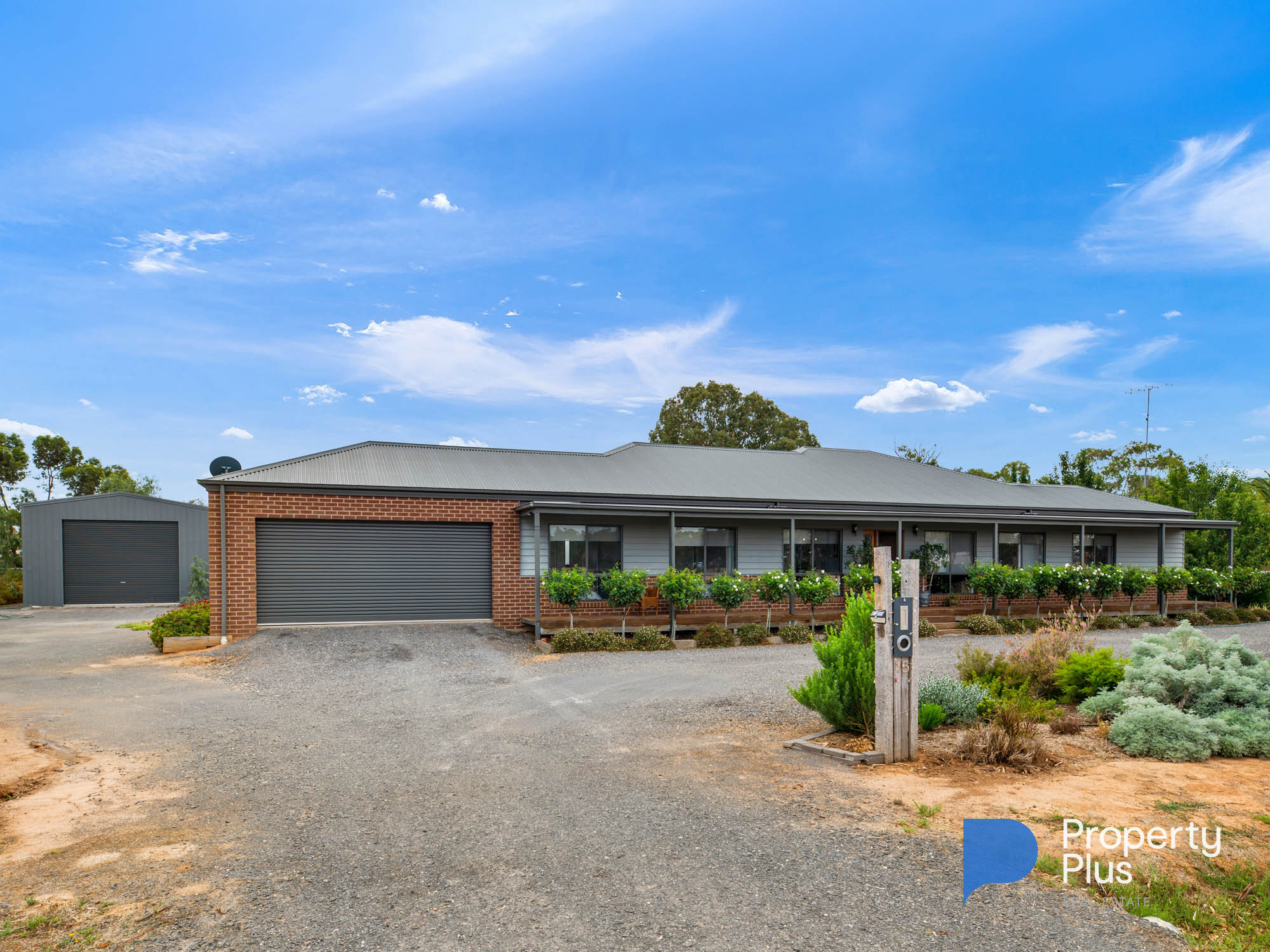 4-bedroom house at 15-17 Wright Street, Charlton, VIC 3525, Buloke, Victoria