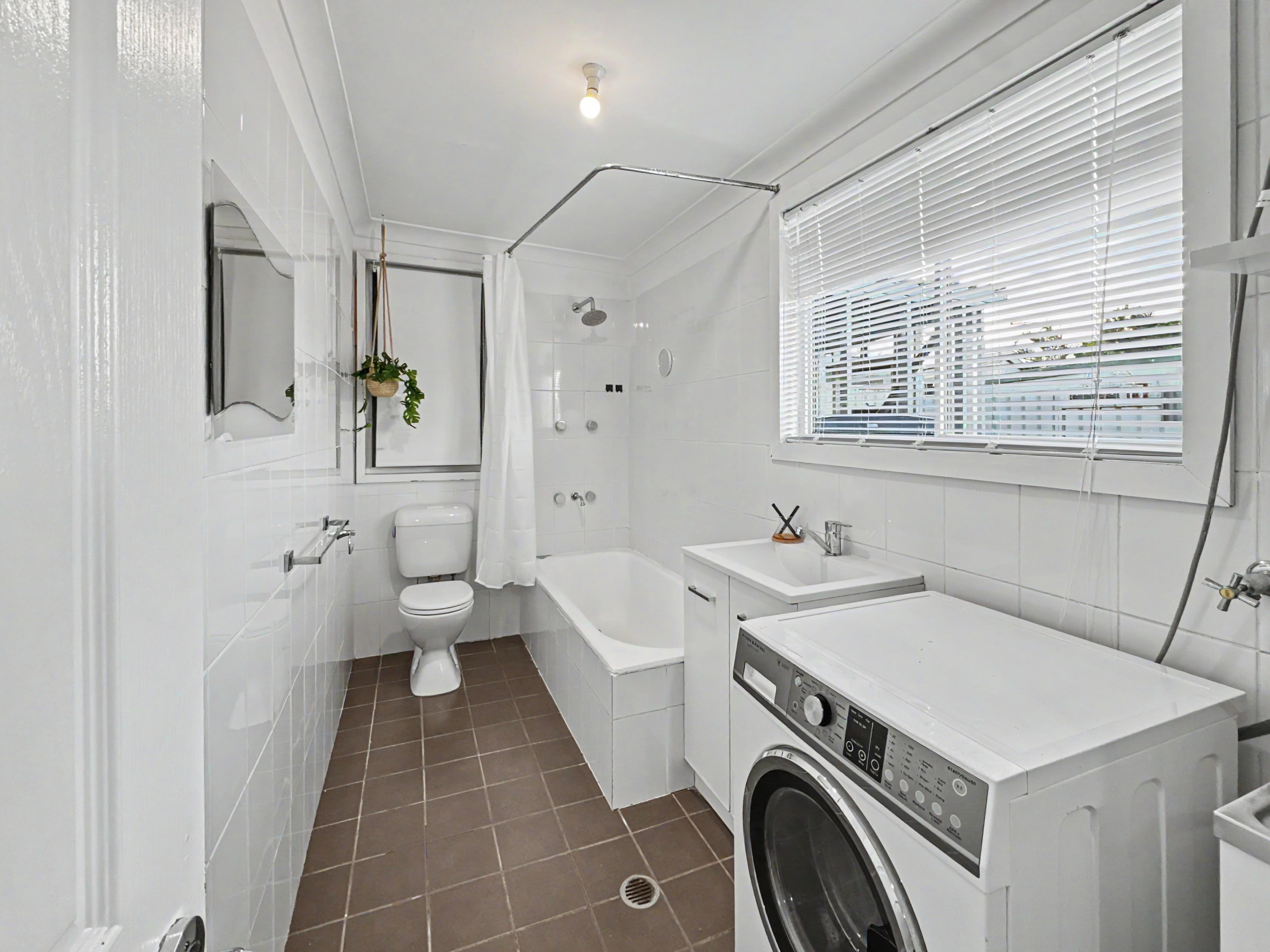 70 BRIDGE AVENUE, Oak Flats NSW 2529 - Image 9