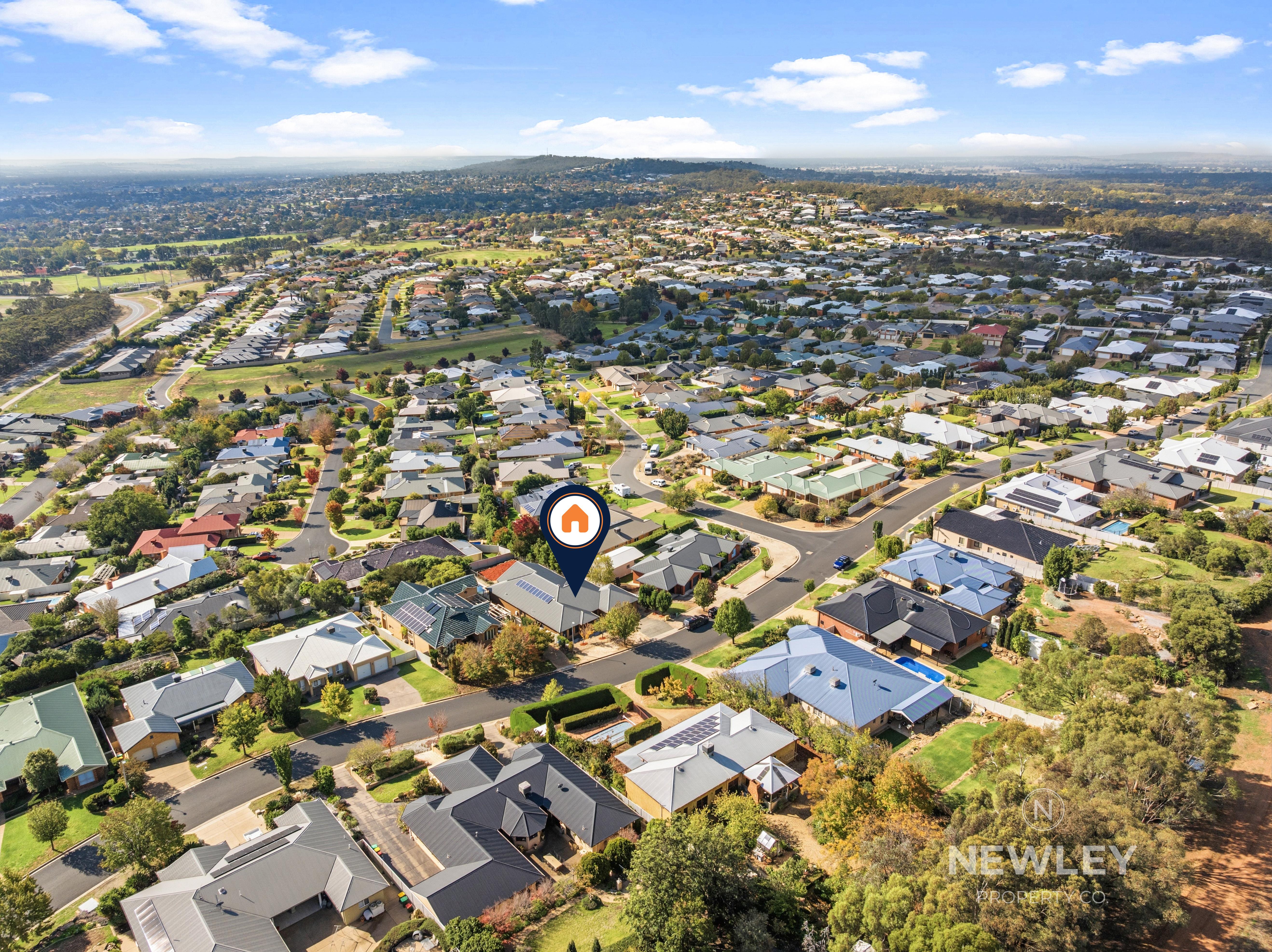 5-bedroom house at 11 Clifton Street, Bourkelands, NSW 2650, Wagga Wagga, New South Wales