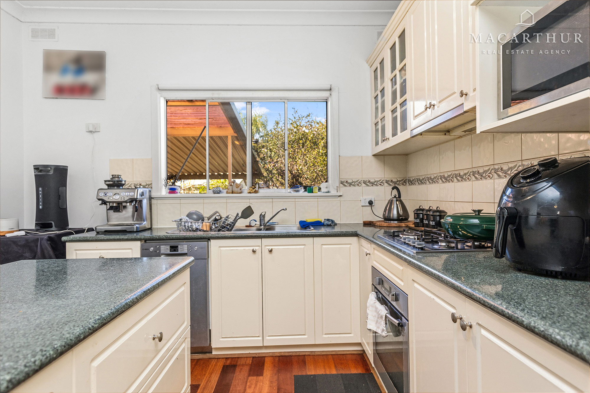 21 Cutler Avenue, Kooringal, NSW 2650 - Image 9