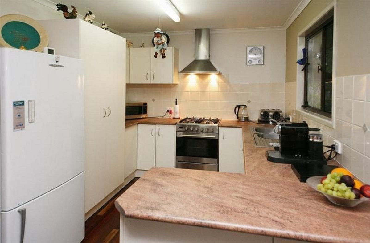 40 Norbiton Street, Zillmere, QLD 4034 - Image 4