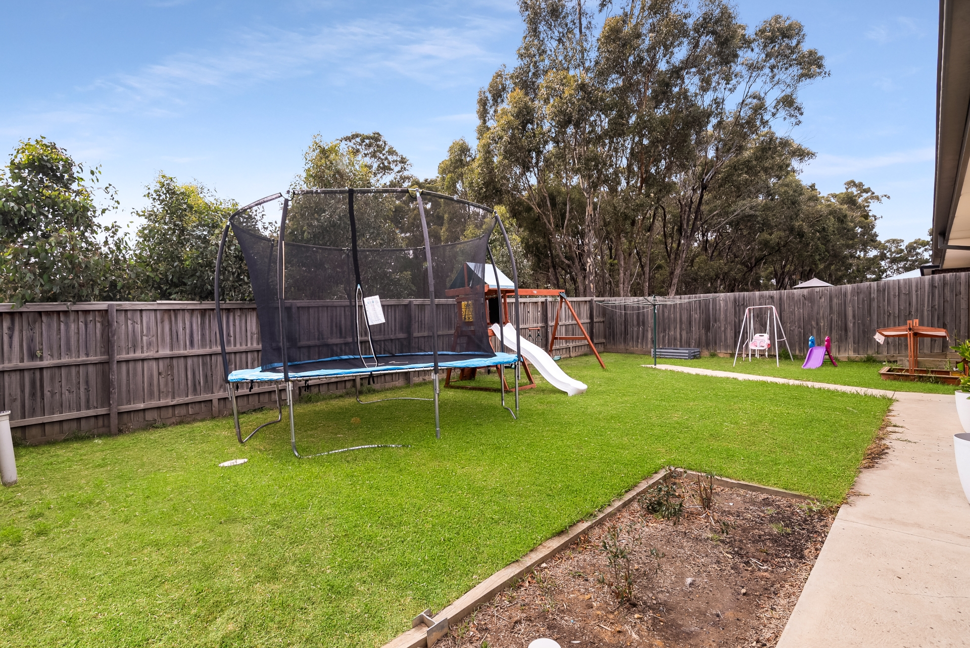 21 VIOLET LANE, Broadford VIC 3658 - Image 9