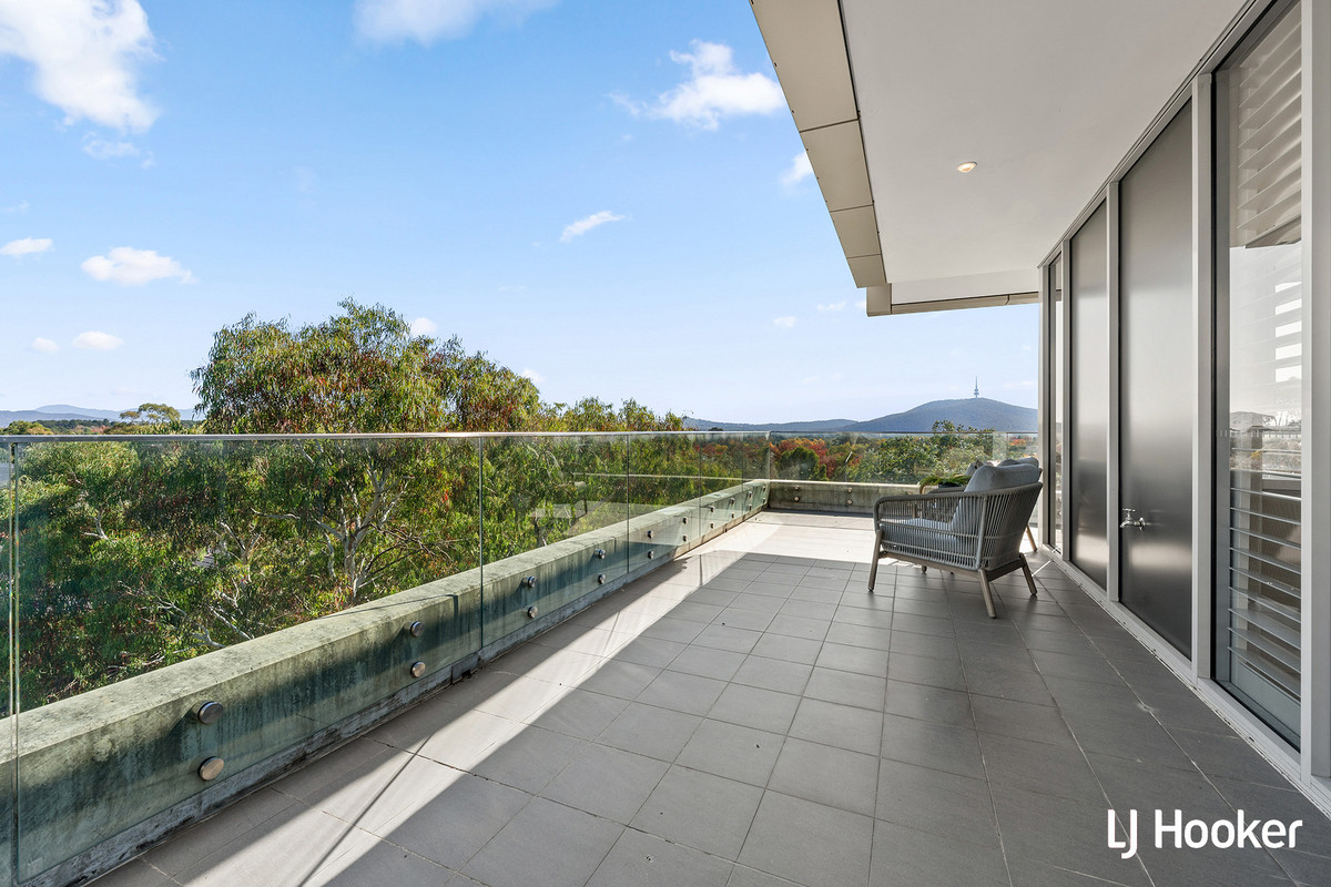 3-bedroom unit at 428/2 Grose Street, Deakin, ACT 2600, Unincorporated Act, Australian Capital Territory