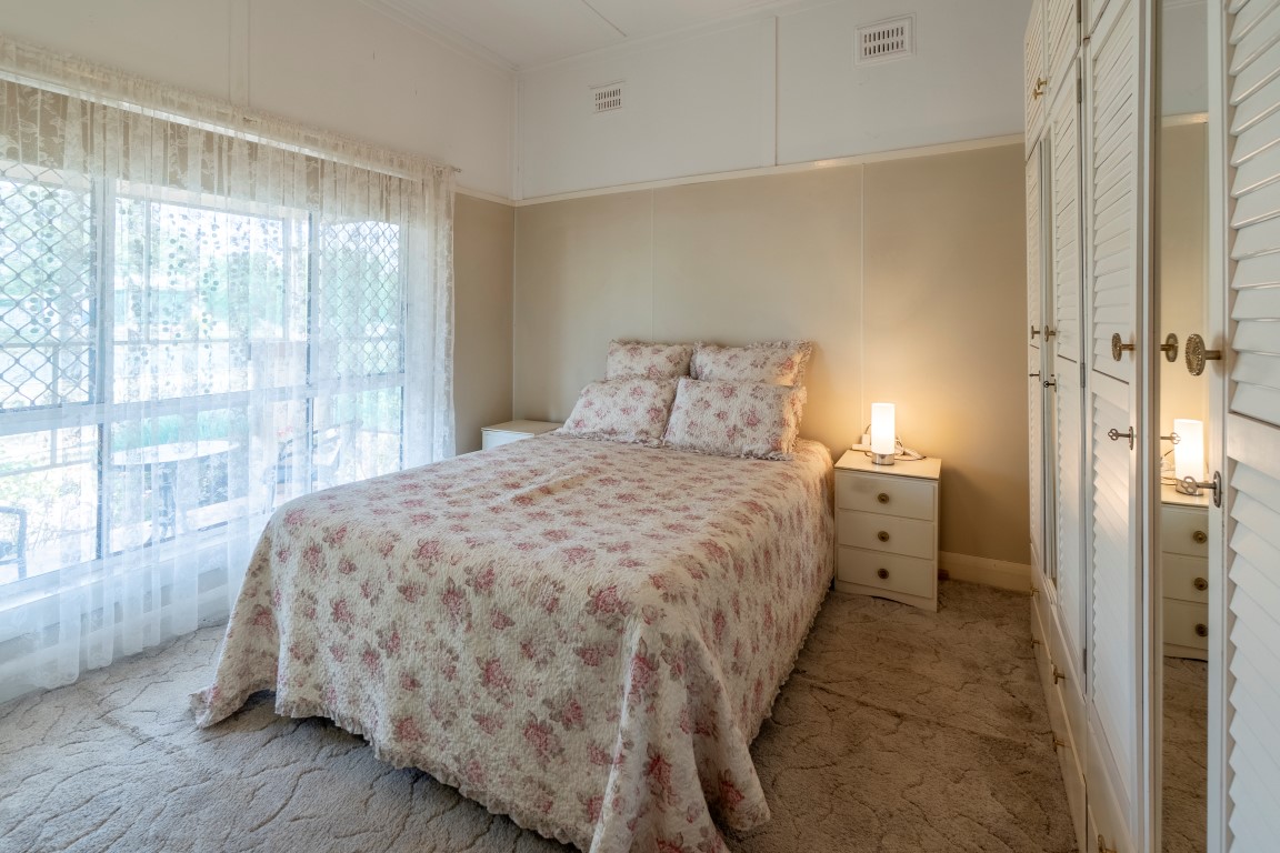 153 TWYNAM STREET, Temora NSW 2666 - Image 8