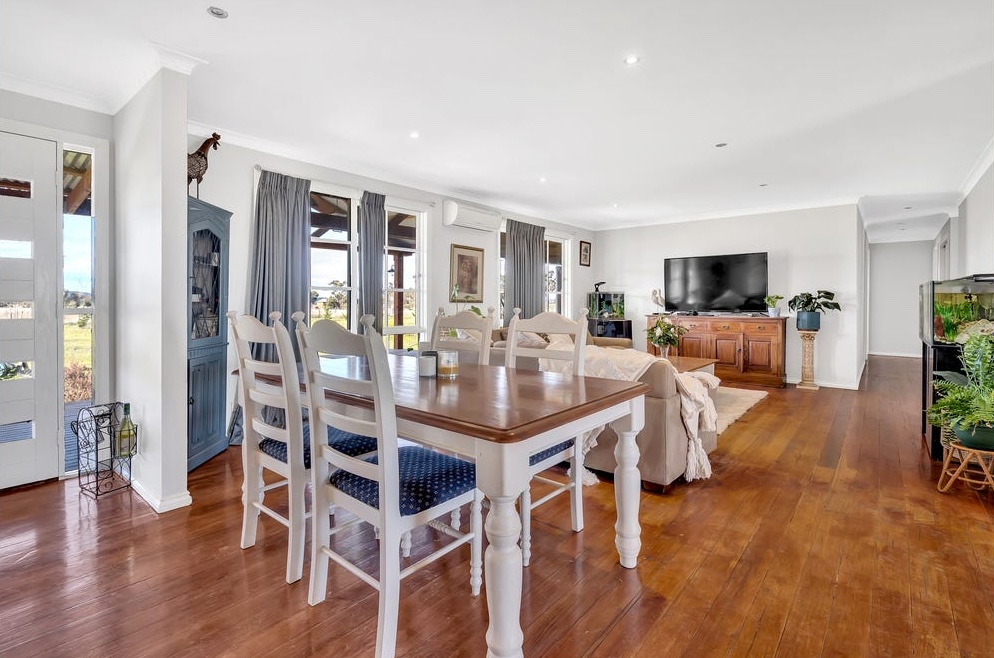 4-bedroom house at 268 Doolins Road, Darraweit Guim, VIC 3756, Macedon Ranges, Victoria