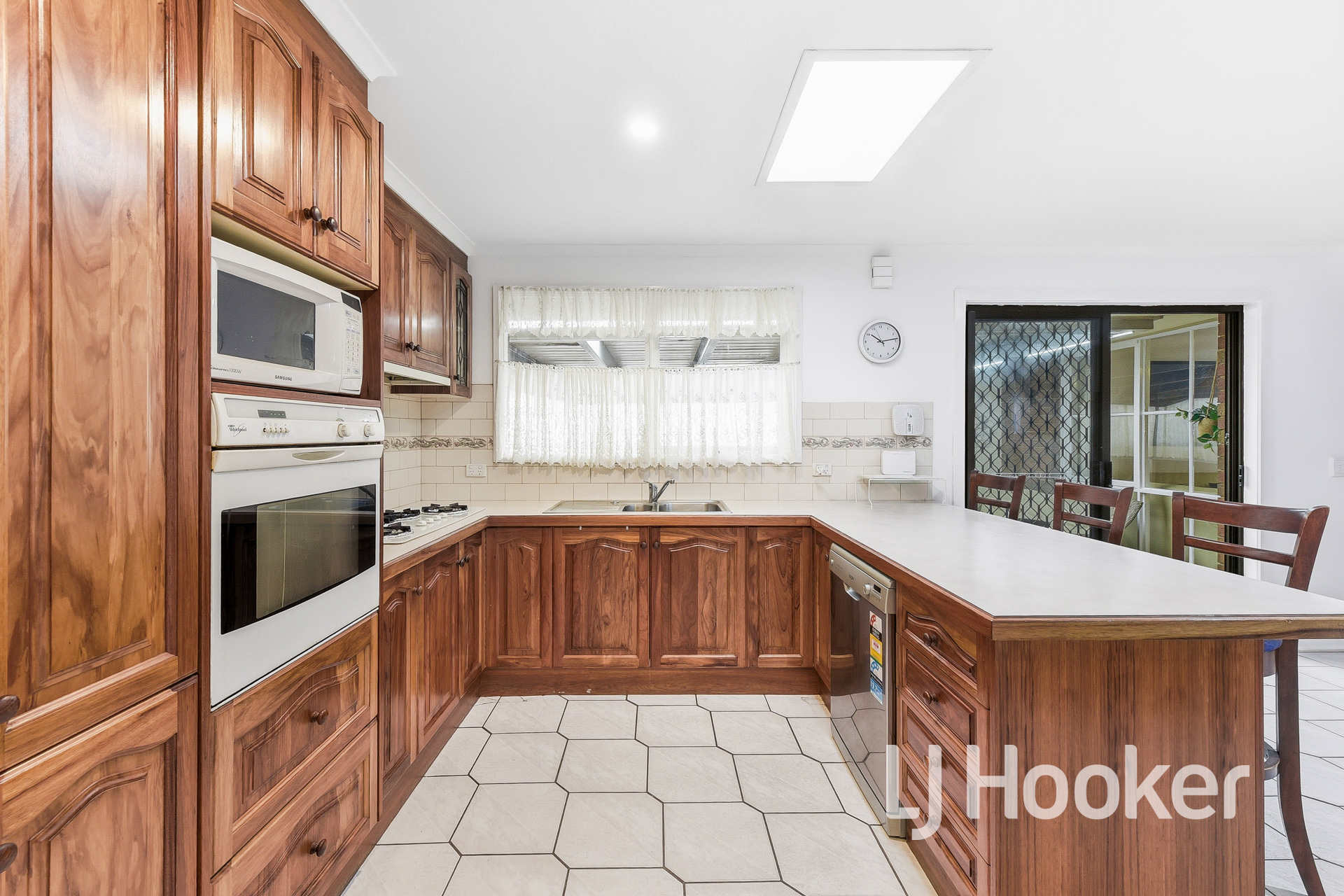 29 SAFFRON DRIVE, Hallam VIC 3803 - Image 7