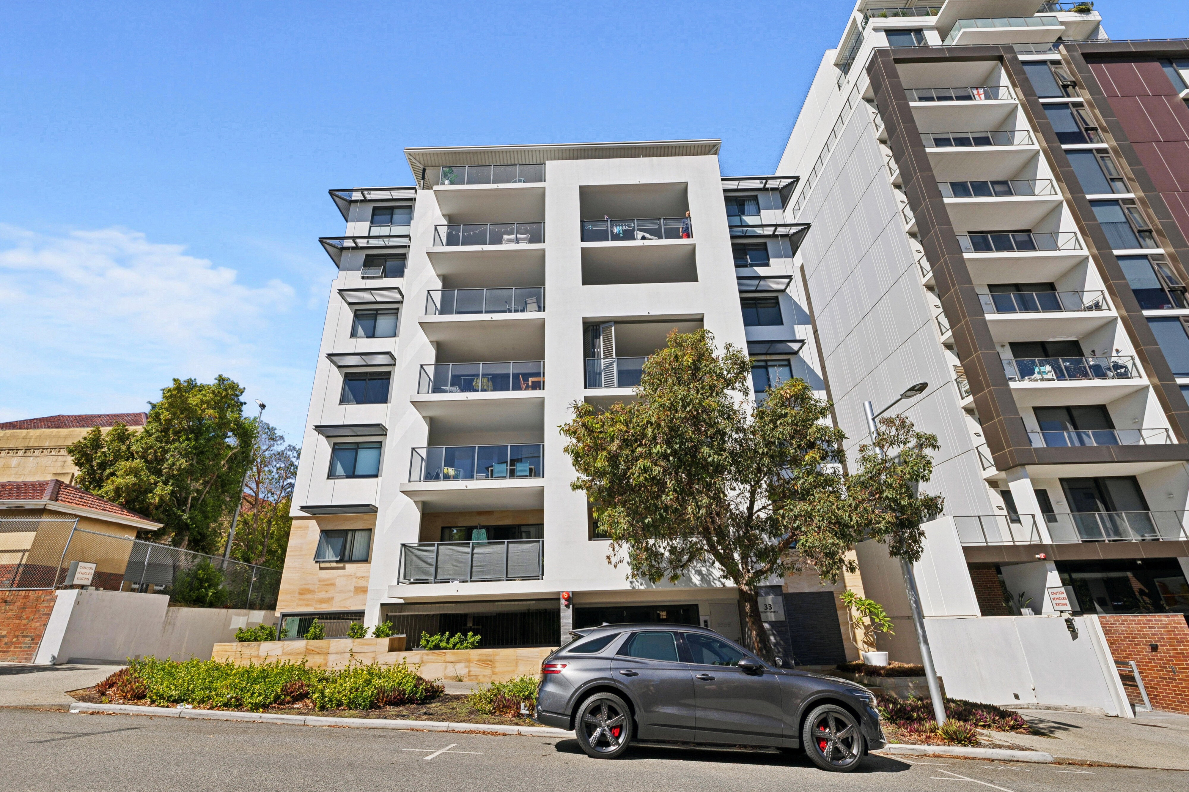 40 33 BRONTE STREET, EAST PERTH WA 6004 - Image 8