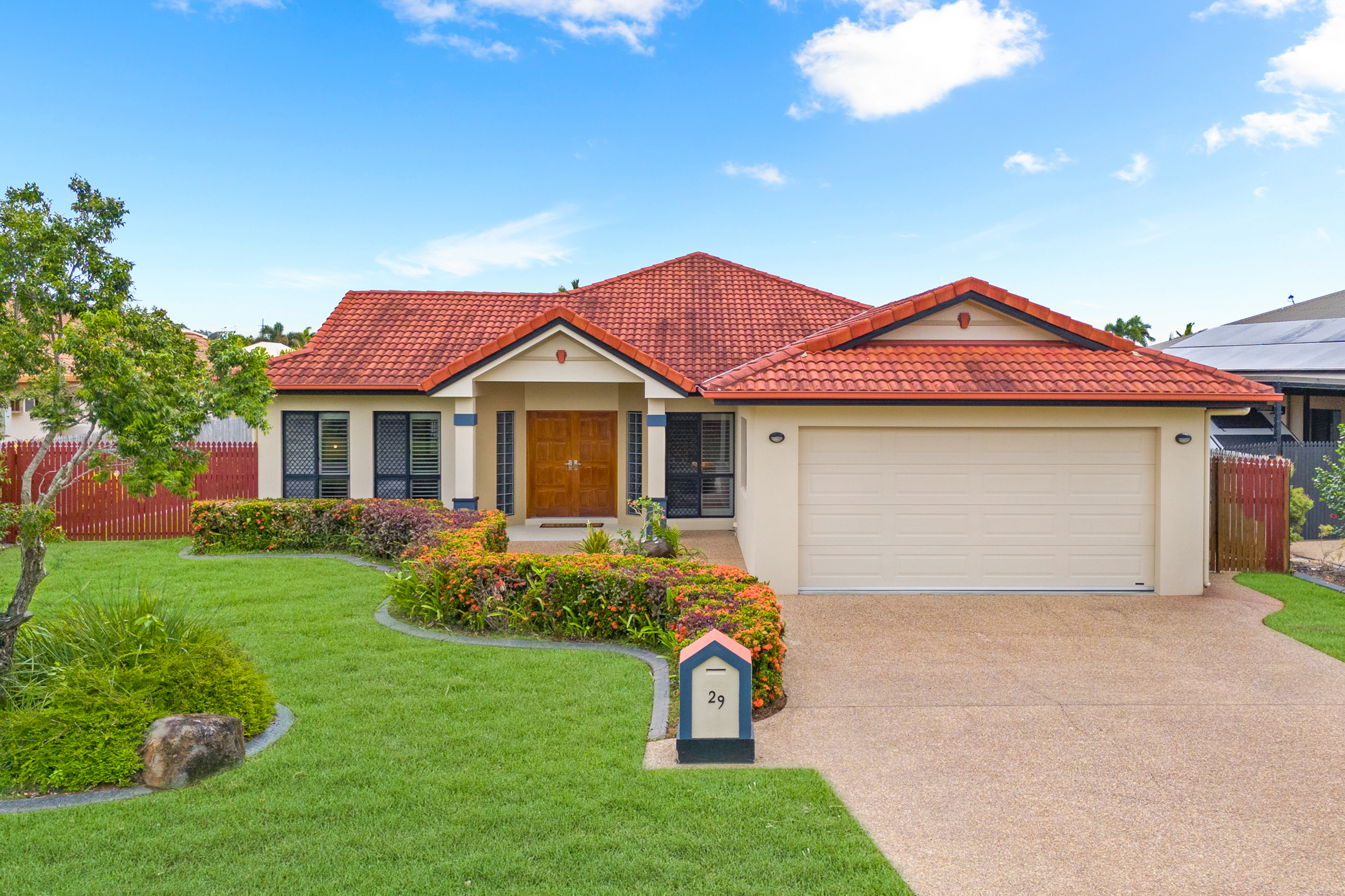 29 Bamboo Crescent, Mount Louisa, QLD 4814 - Image 2