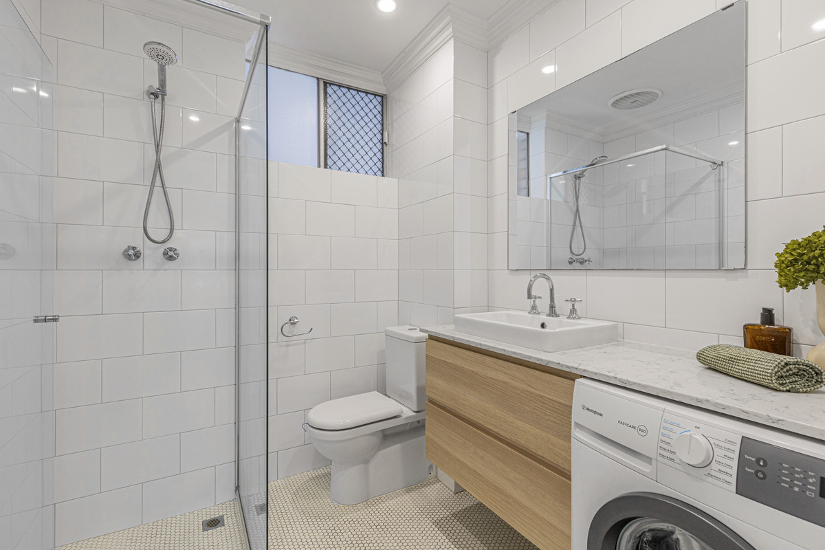 32/308 Stirling Street, Perth, WA 6000 - Image 10