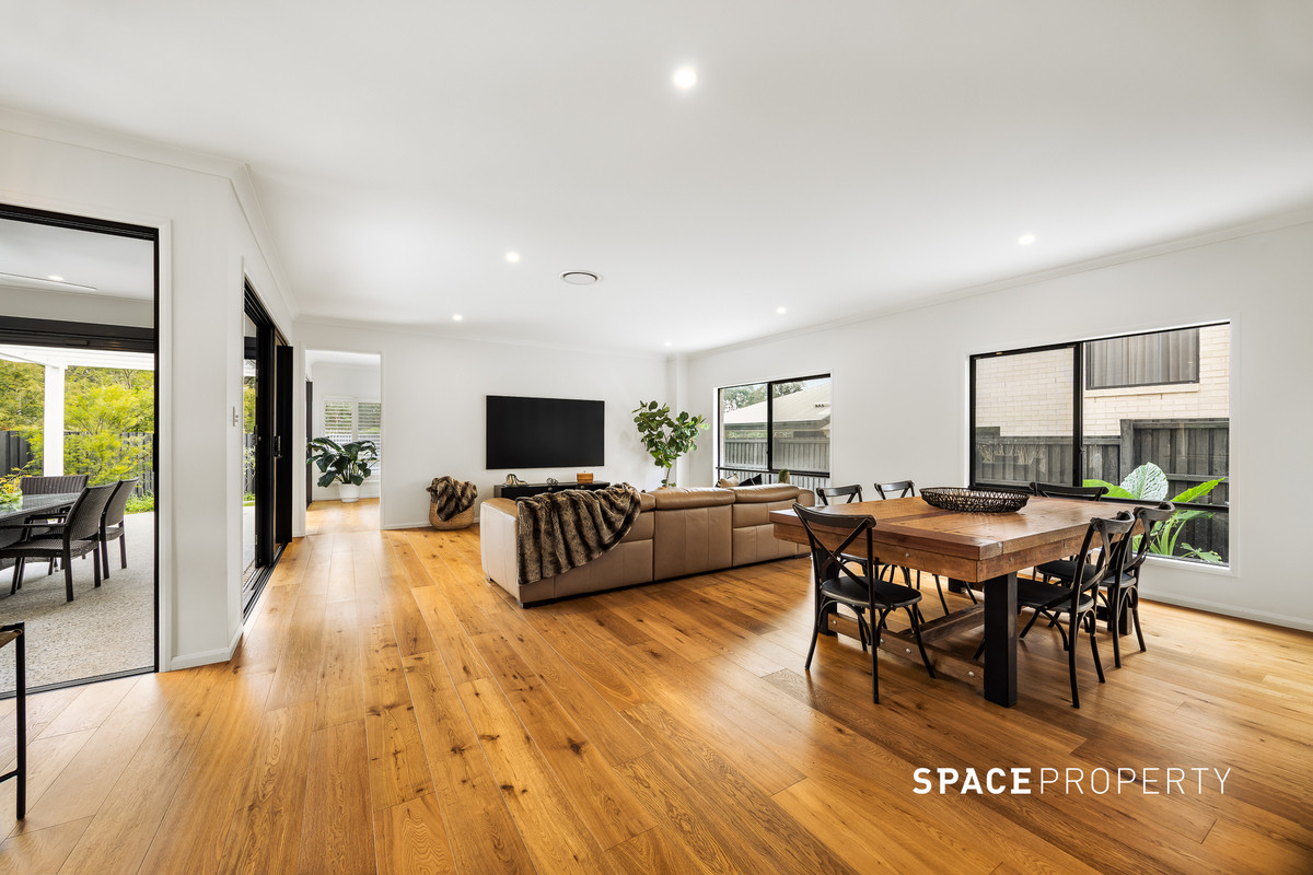 34 SUNDOWN CIRCUIT, Upper Kedron QLD 4055 - Image 3