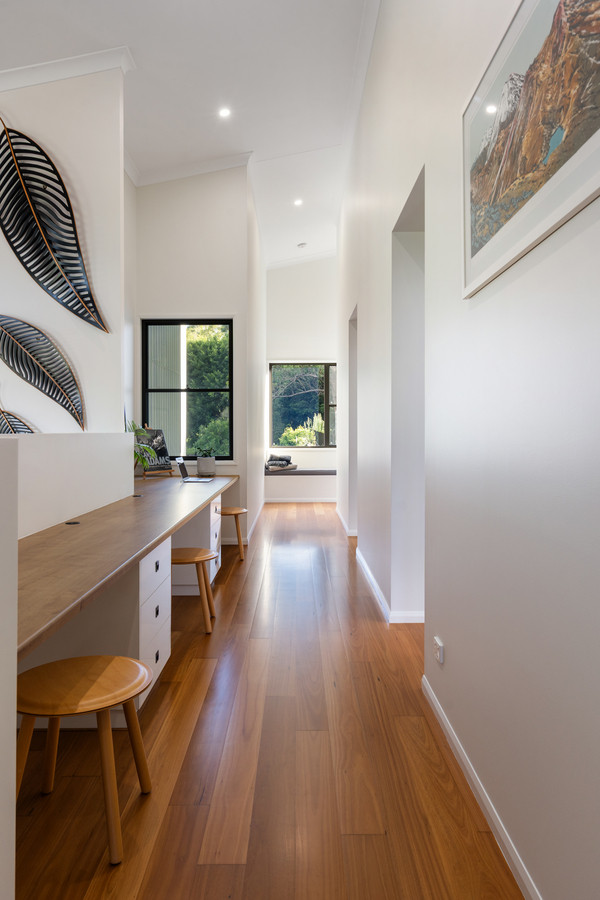 5-bedroom house at 19 COVENTRY COURT, Mount Lofty QLD 4350, Toowoomba, Queensland