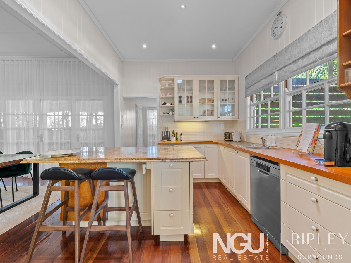 13 OLMAI AVENUE, Eastern Heights QLD 4305 - Image 10