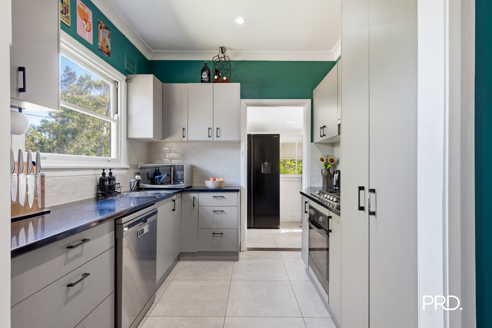 2 Parkes Crescent, Faulconbridge, NSW 2776 - Image 7