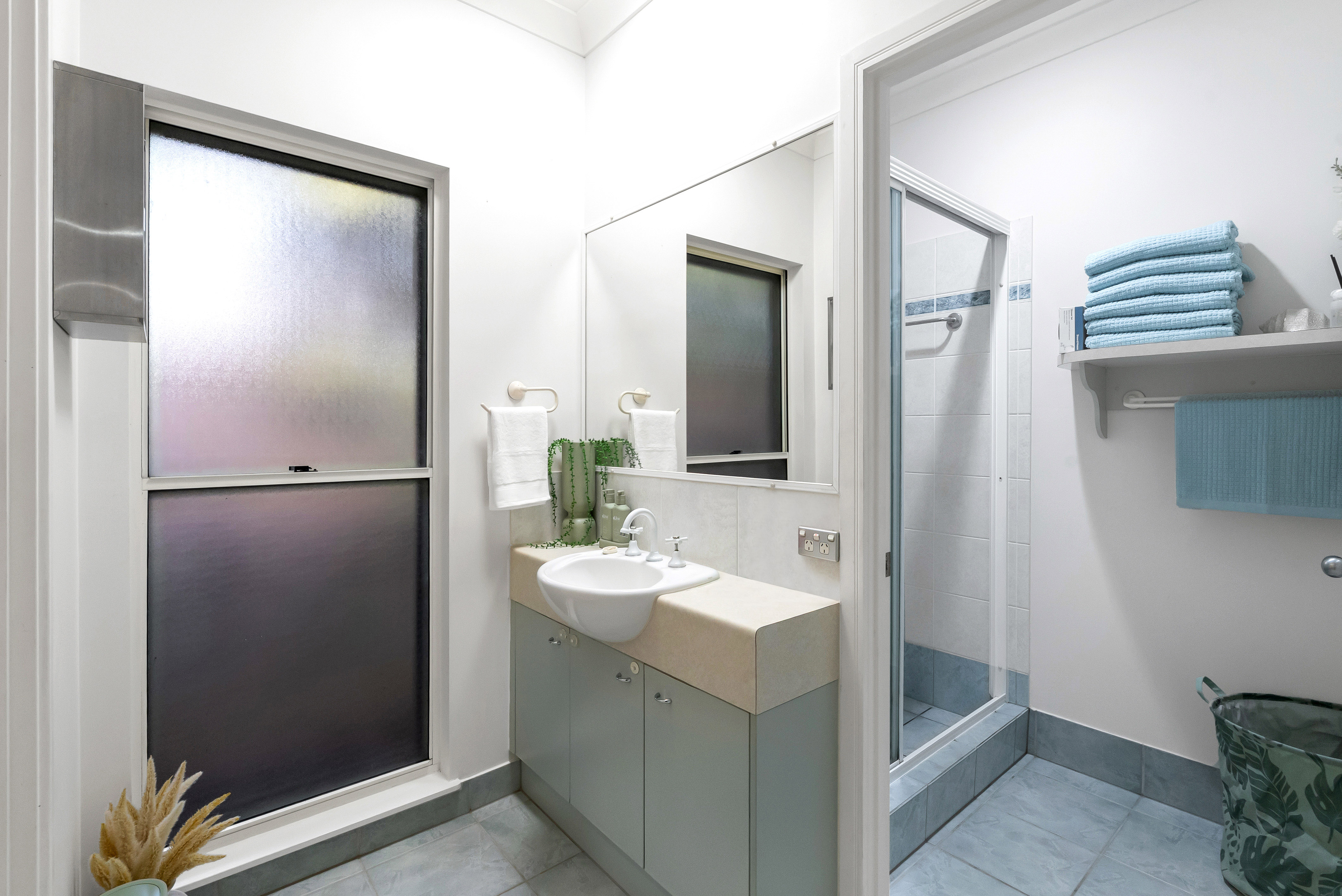 10 EAST PARKRIDGE DRIVE, Brinsmead QLD 4870 - Image 10
