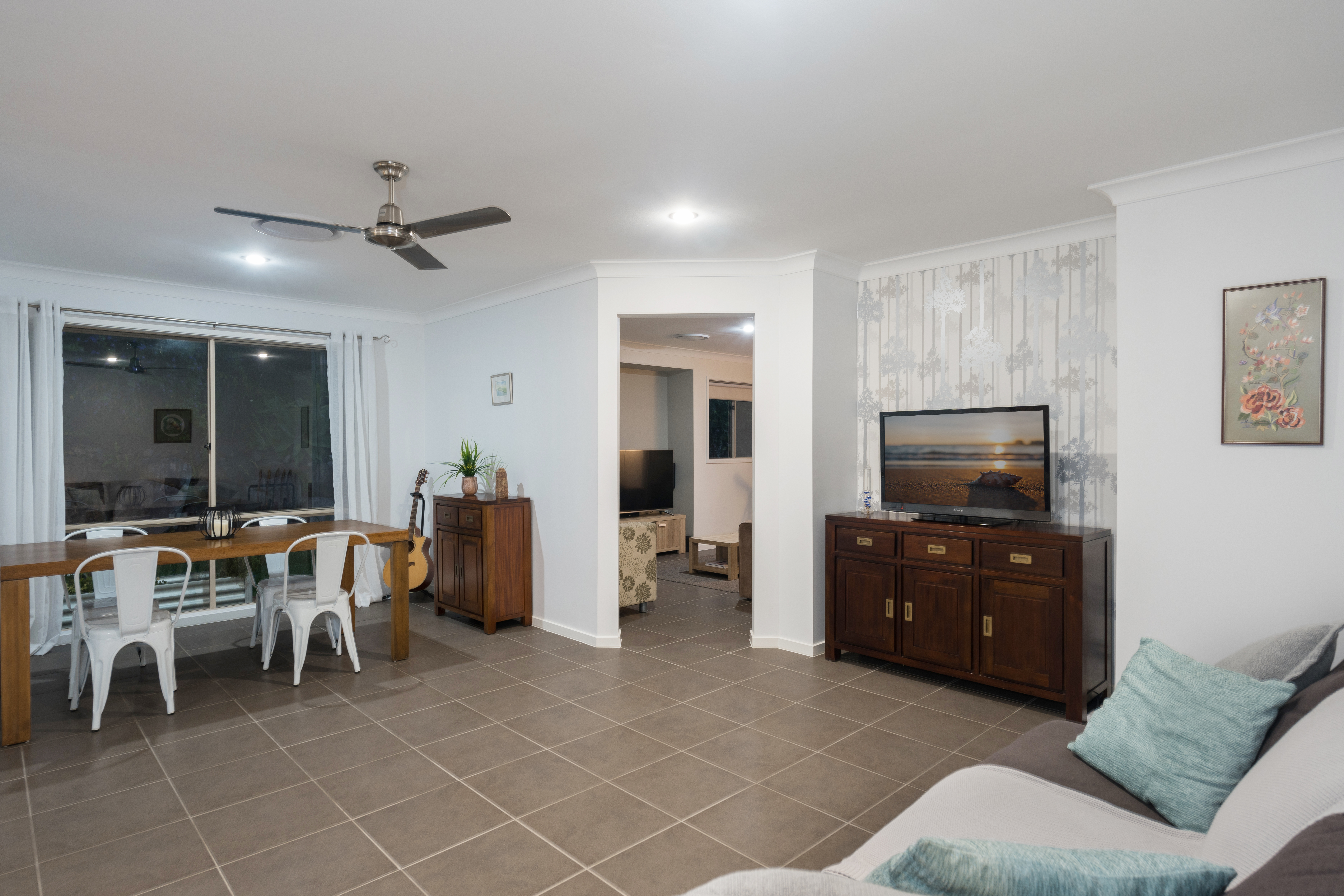 8 Bellinger Key, Pacific Pines, Qld, 4211 - Image 9