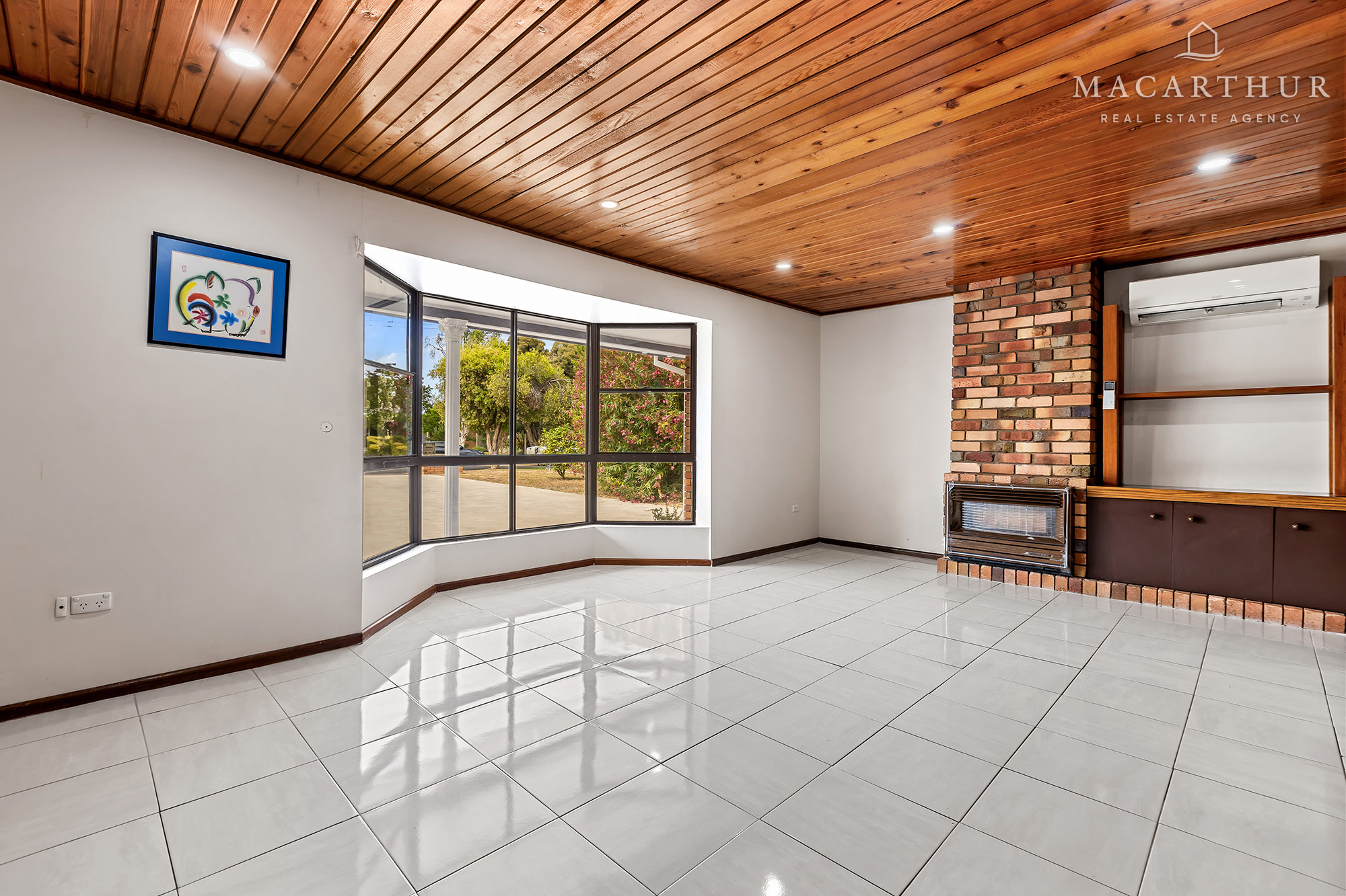 50 Balmoral Crescent, Lake Albert, NSW 2650 - Image 2