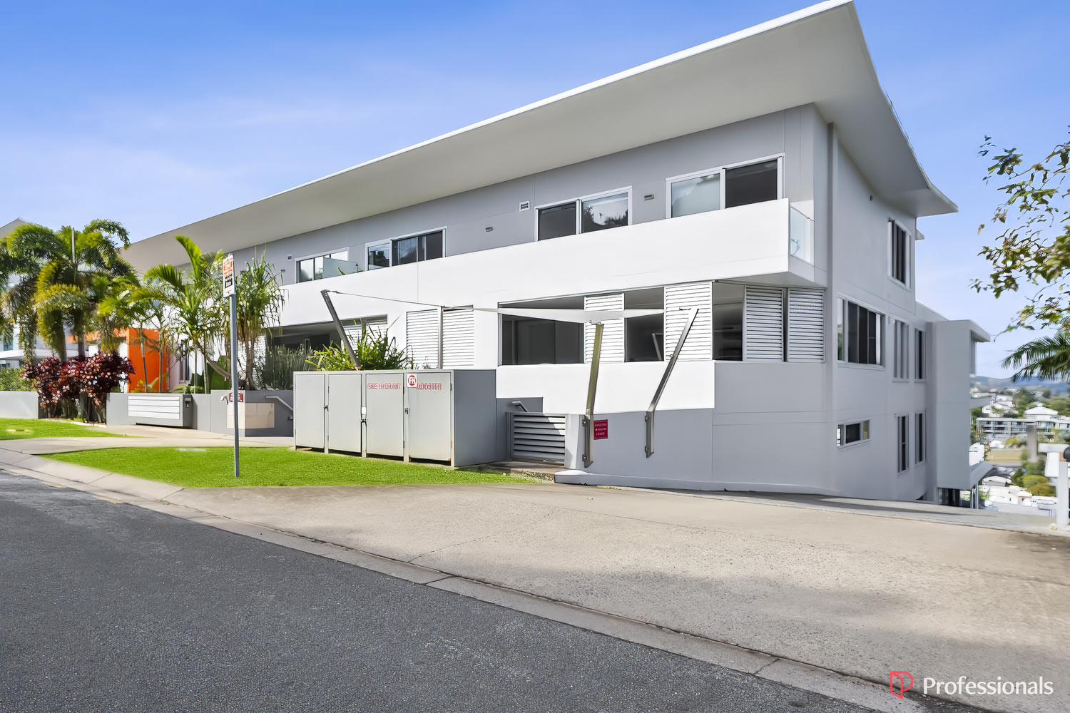 3-bedroom unit at 4/20-24 Cliff Street, Yeppoon, QLD 4703, Livingstone, Queensland
