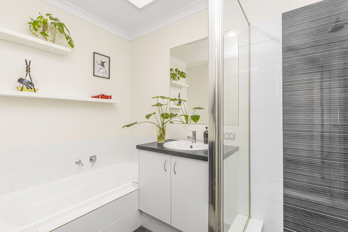 3-bedroom house at 18 Conferta Link, Banksia Grove, WA 6031, Wanneroo, Western Australia