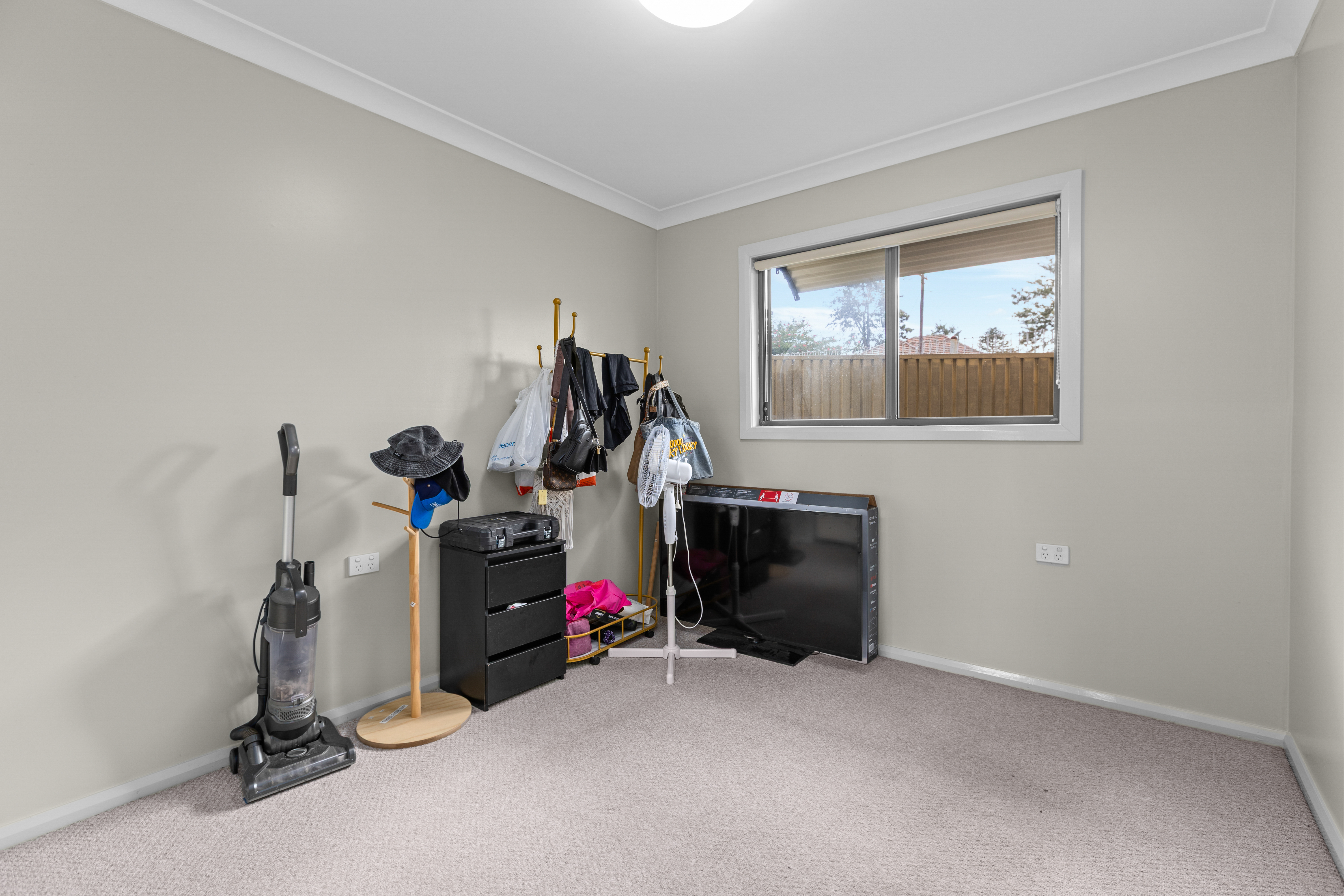 6-bedroom house at 118 BROOKS STREET, Rutherford NSW 2320, Maitland, New South Wales