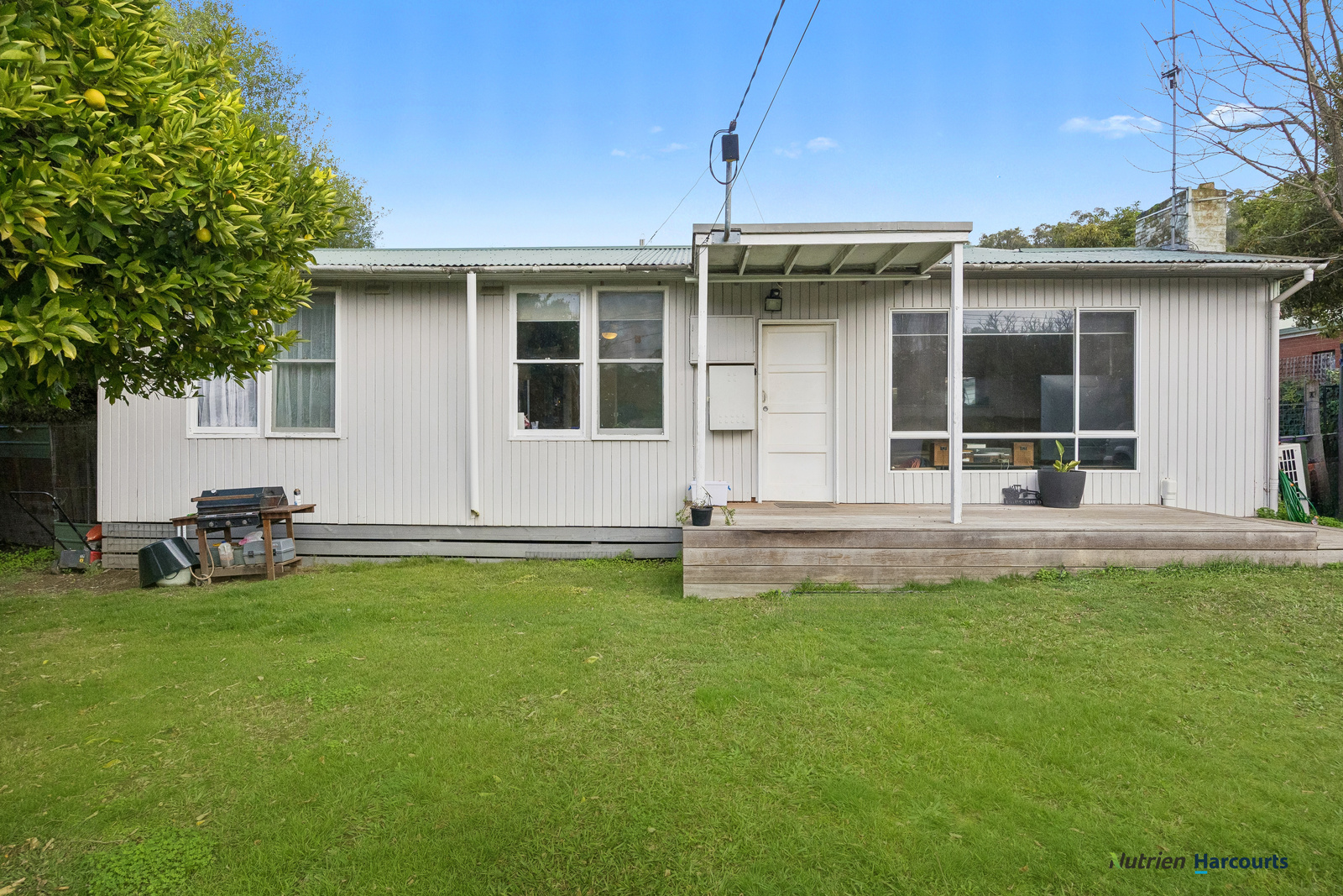 3-bedroom house at 29 Hillside Avenue, Eildon, VIC 3713, Murrindindi, Victoria